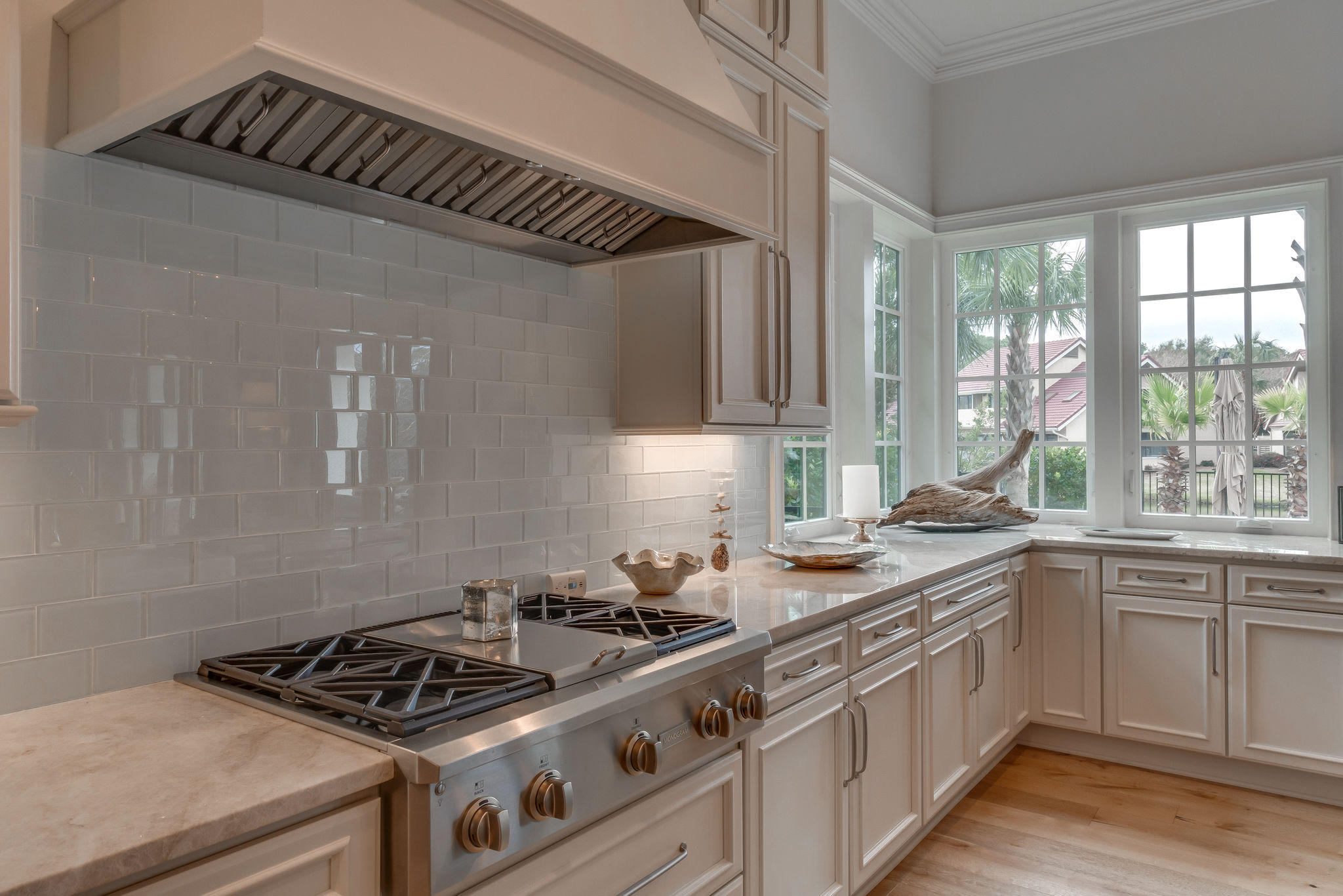 ISLAND ESTATES - Residential