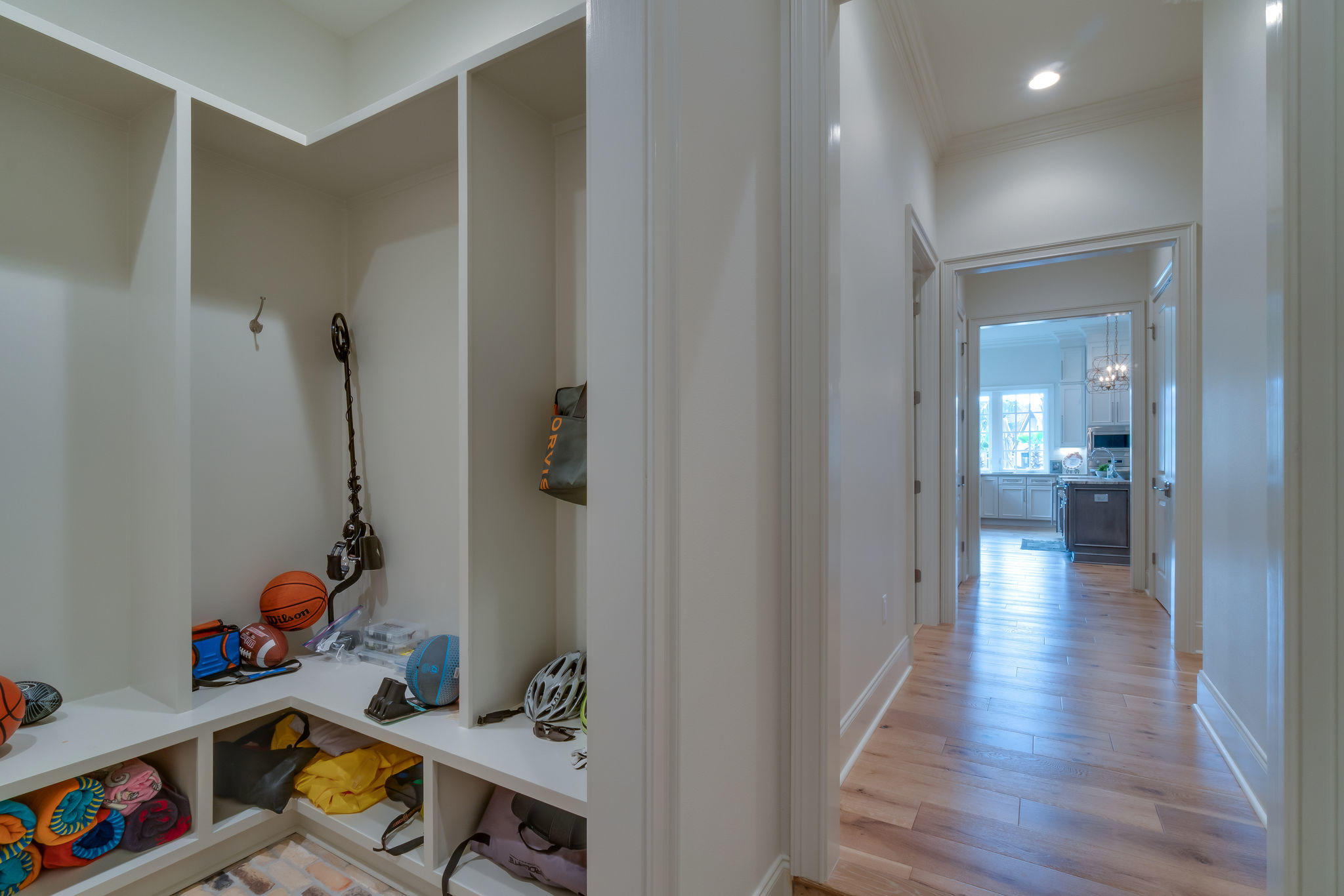ISLAND ESTATES - Residential