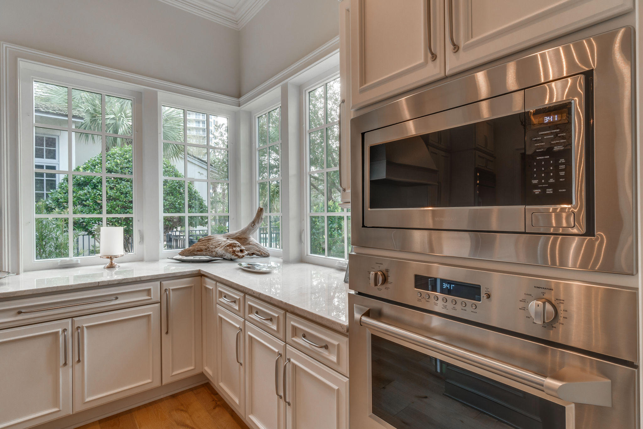 ISLAND ESTATES - Residential