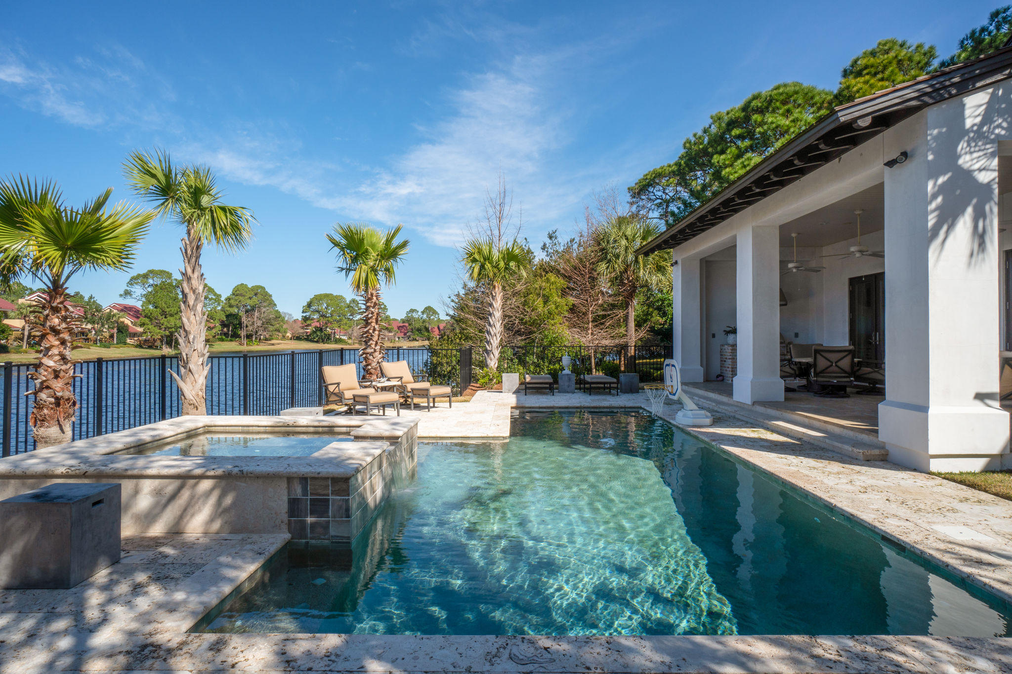 ISLAND ESTATES - Residential