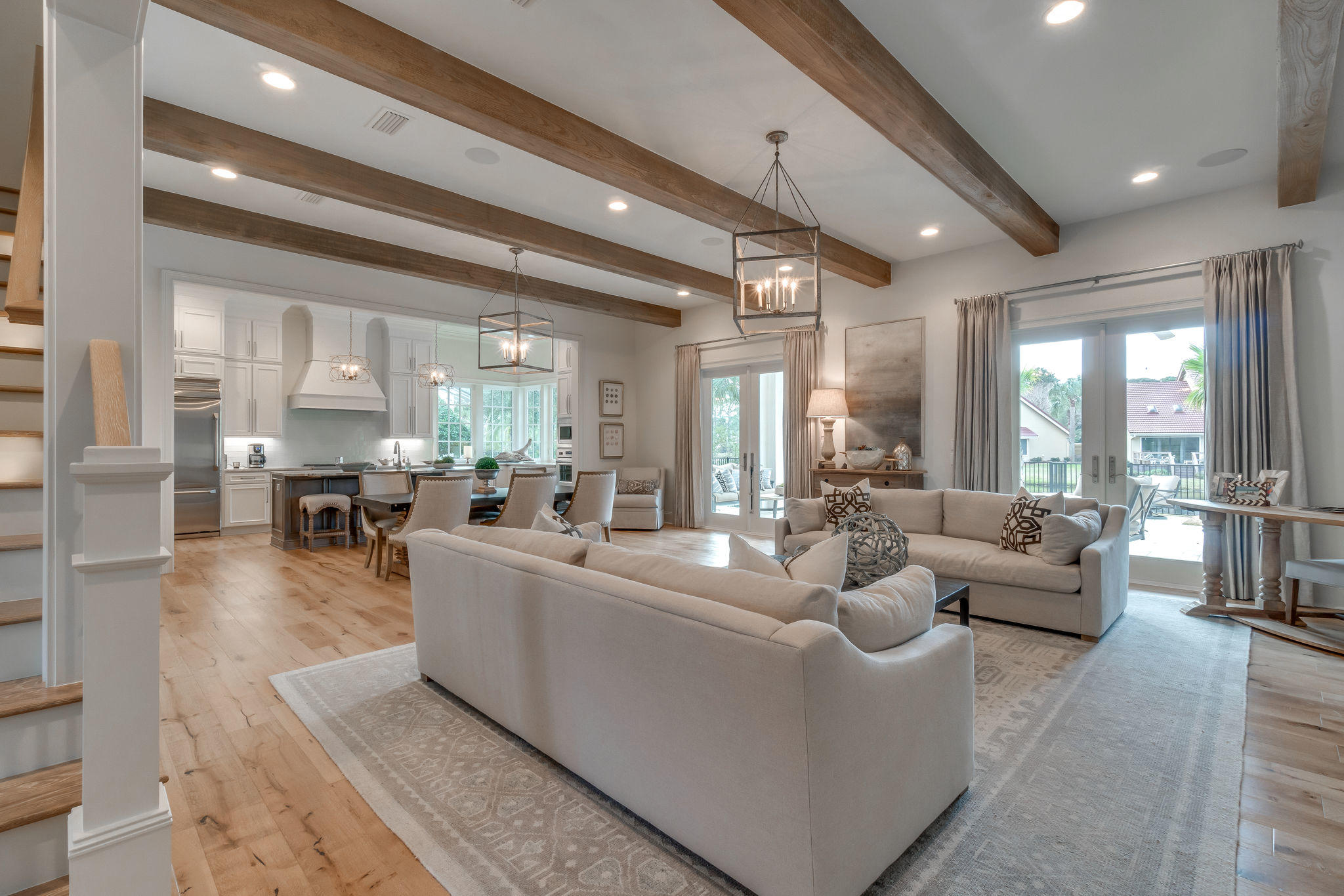 ISLAND ESTATES - Residential