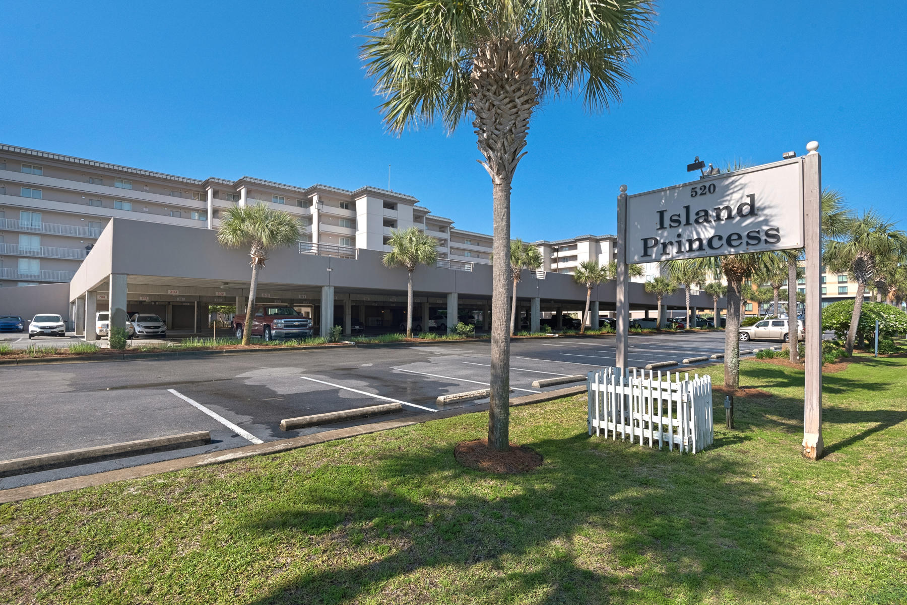 ISLAND PRINCESS - Residential