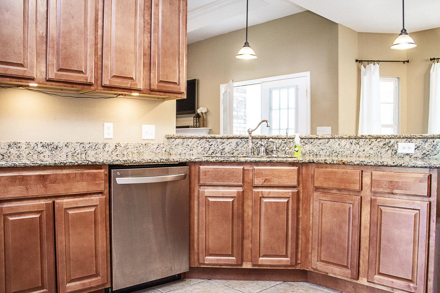 MATHISON CREEK ESTATES PH II - Residential Lease