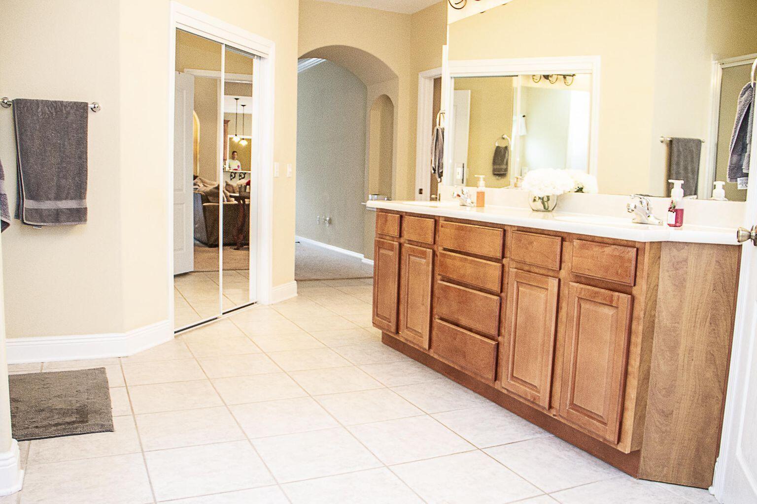 MATHISON CREEK ESTATES PH II - Residential Lease