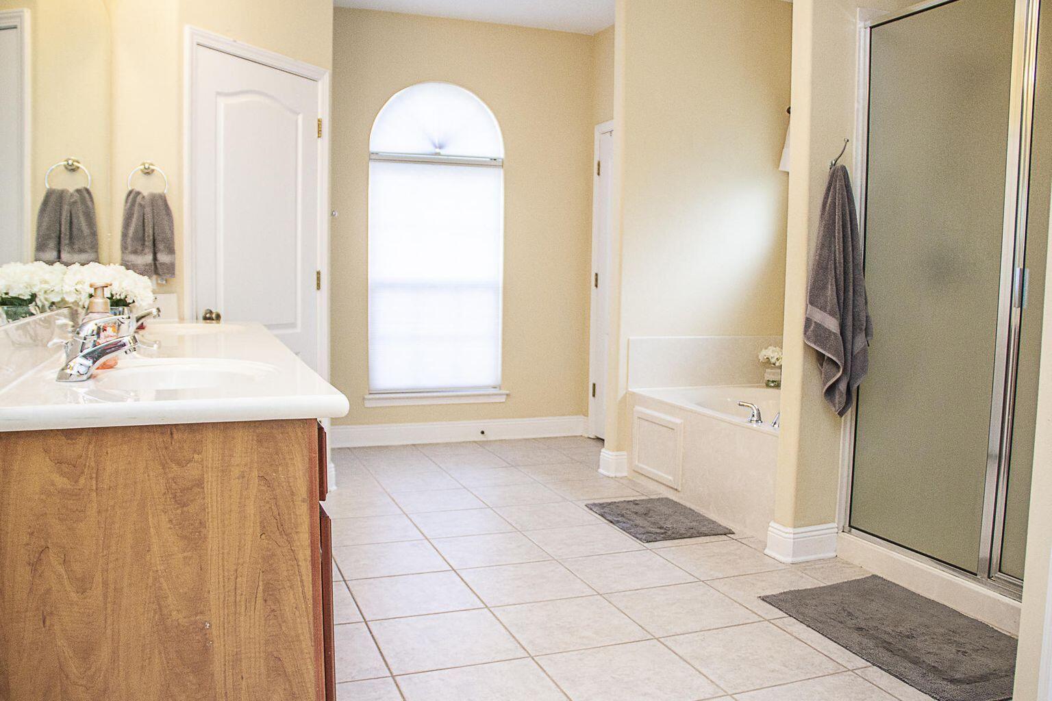 MATHISON CREEK ESTATES PH II - Residential Lease