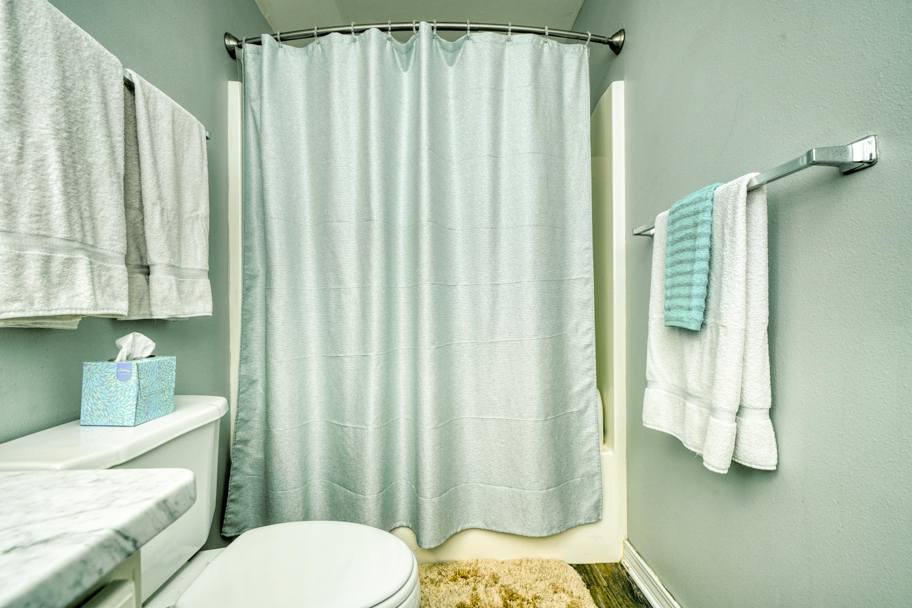 QUAIL LAKE - Residential