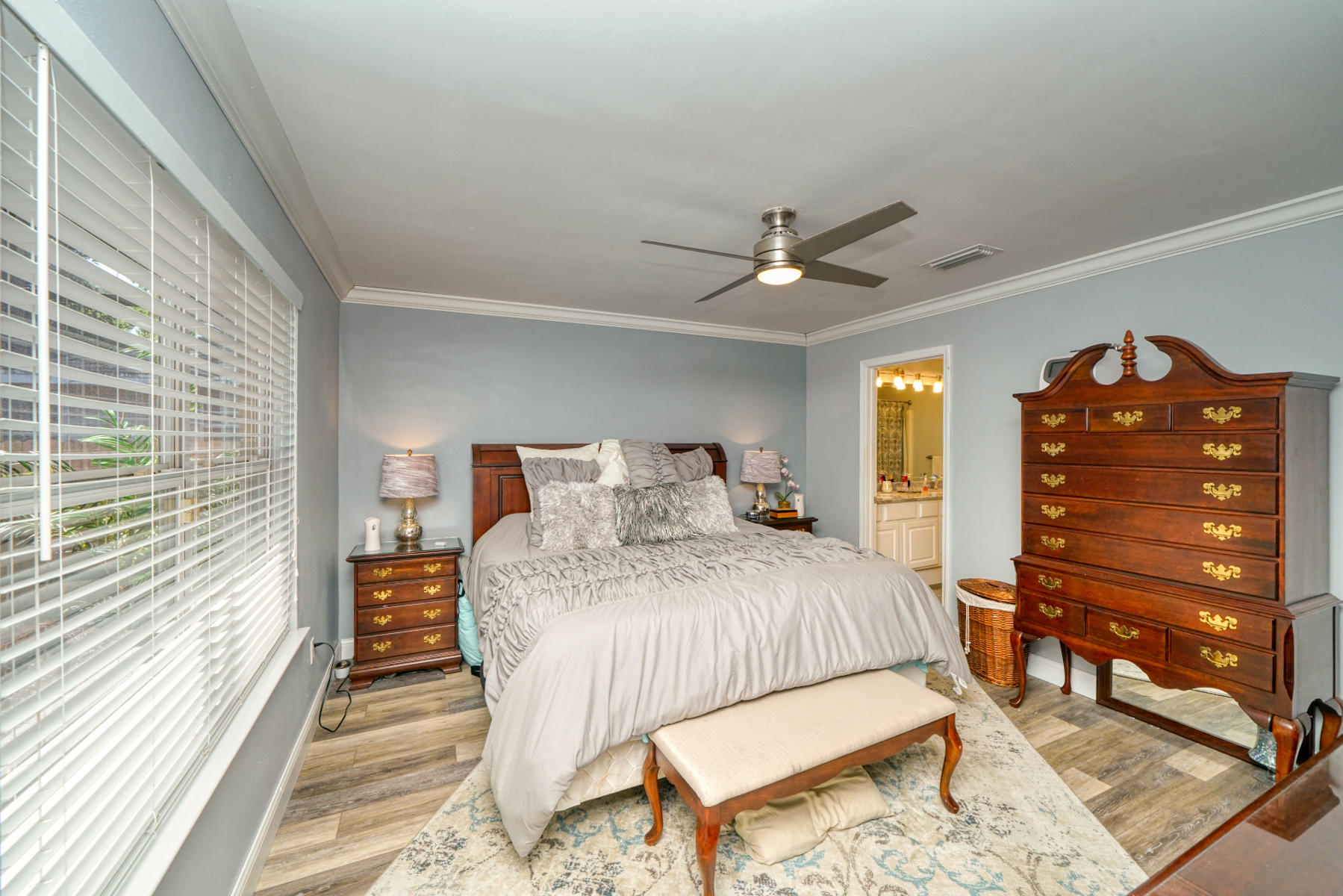 QUAIL LAKE - Residential