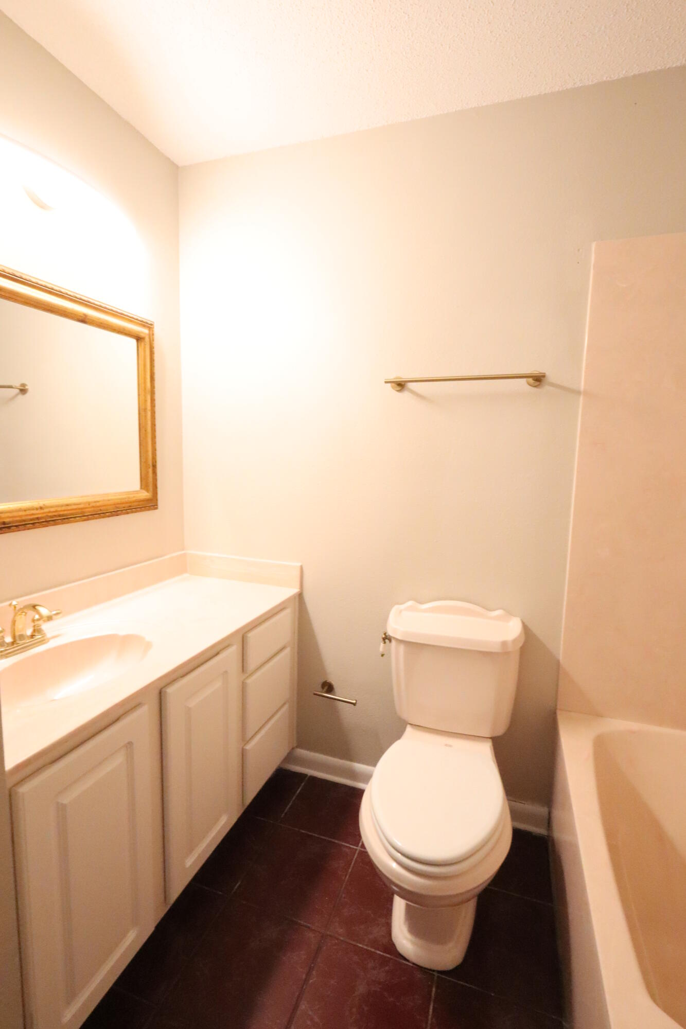 BELL-BROOK ESTATES - Residential Lease