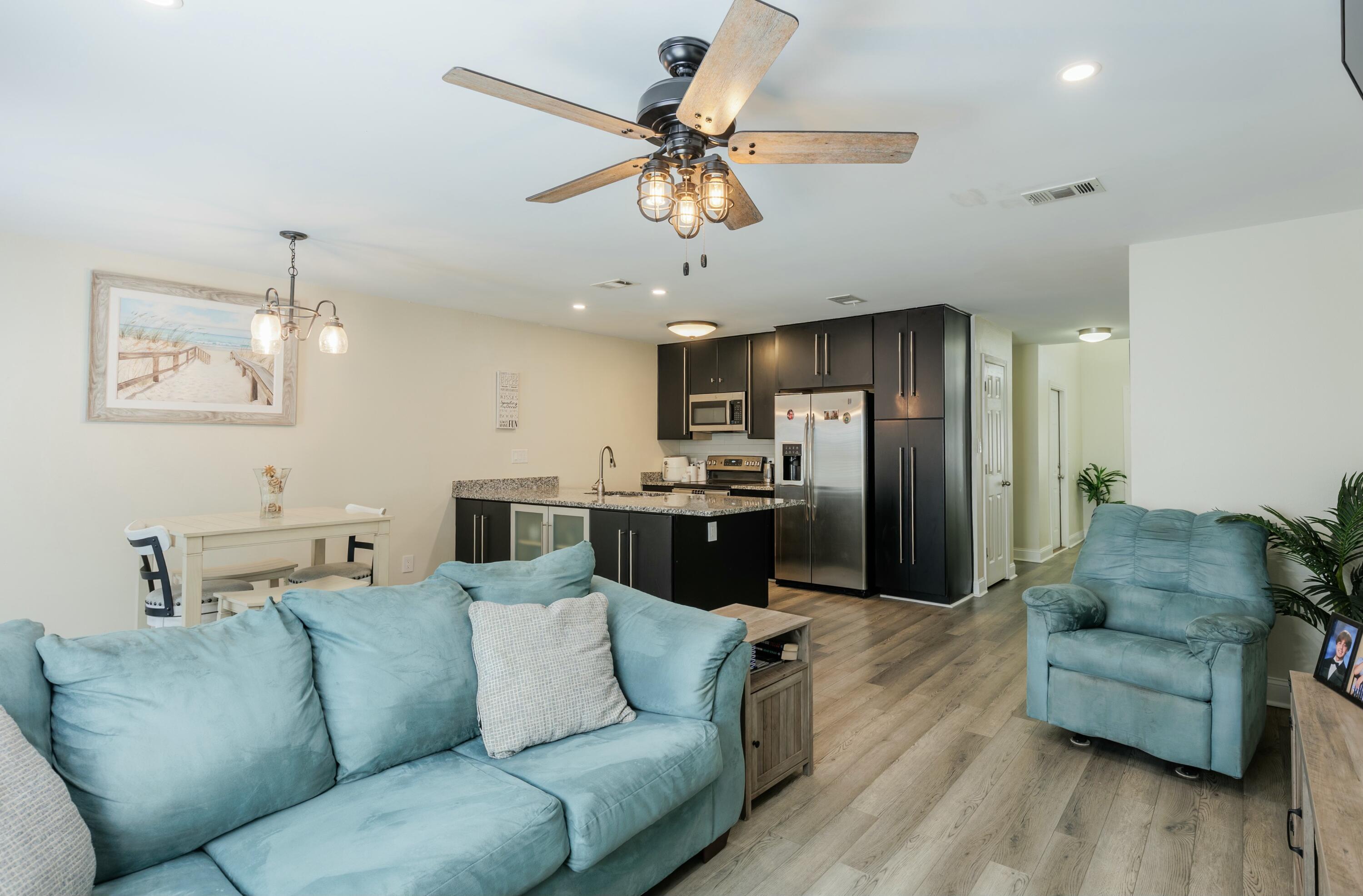 ADASHAN GARDYNS - Residential