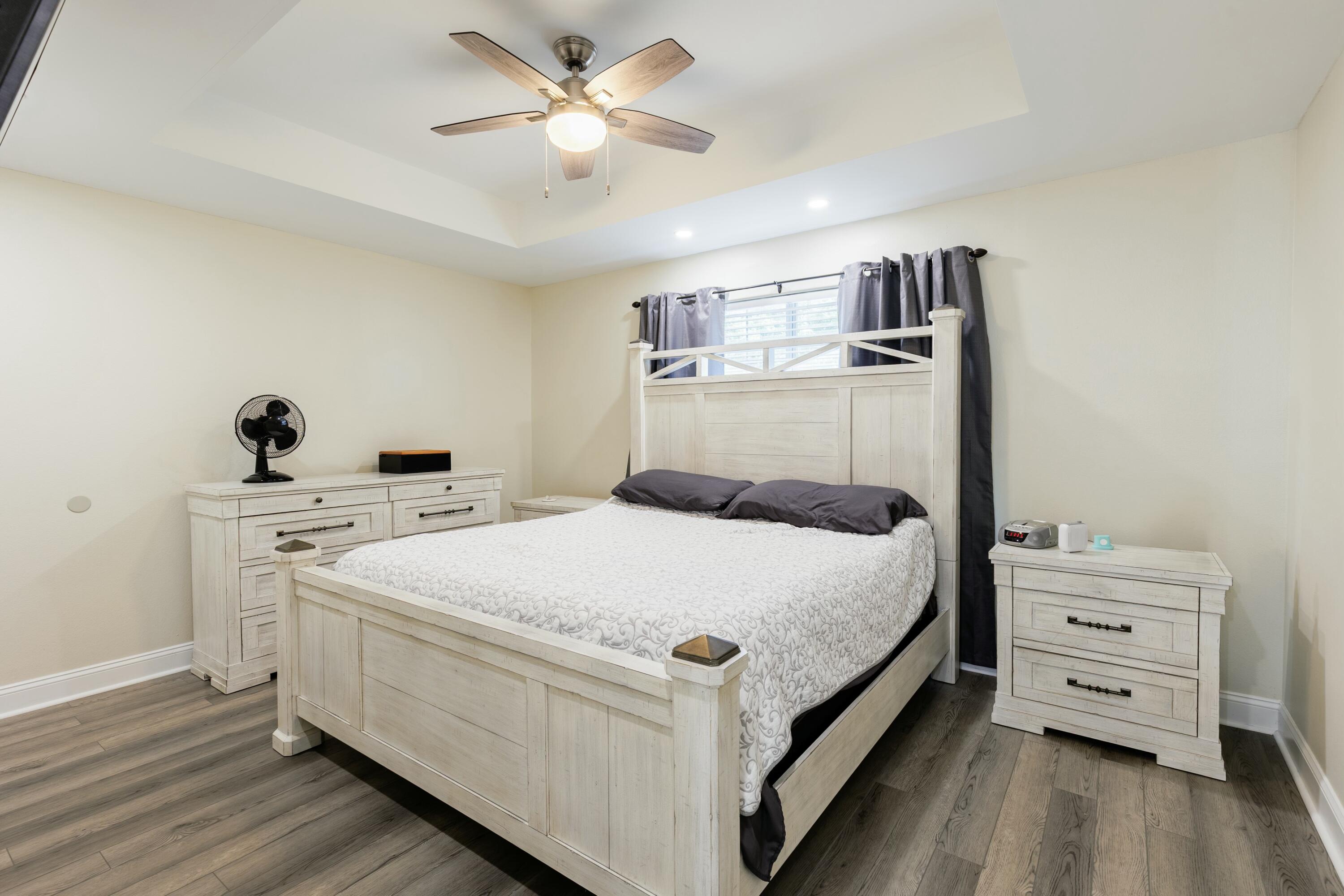 ADASHAN GARDYNS - Residential