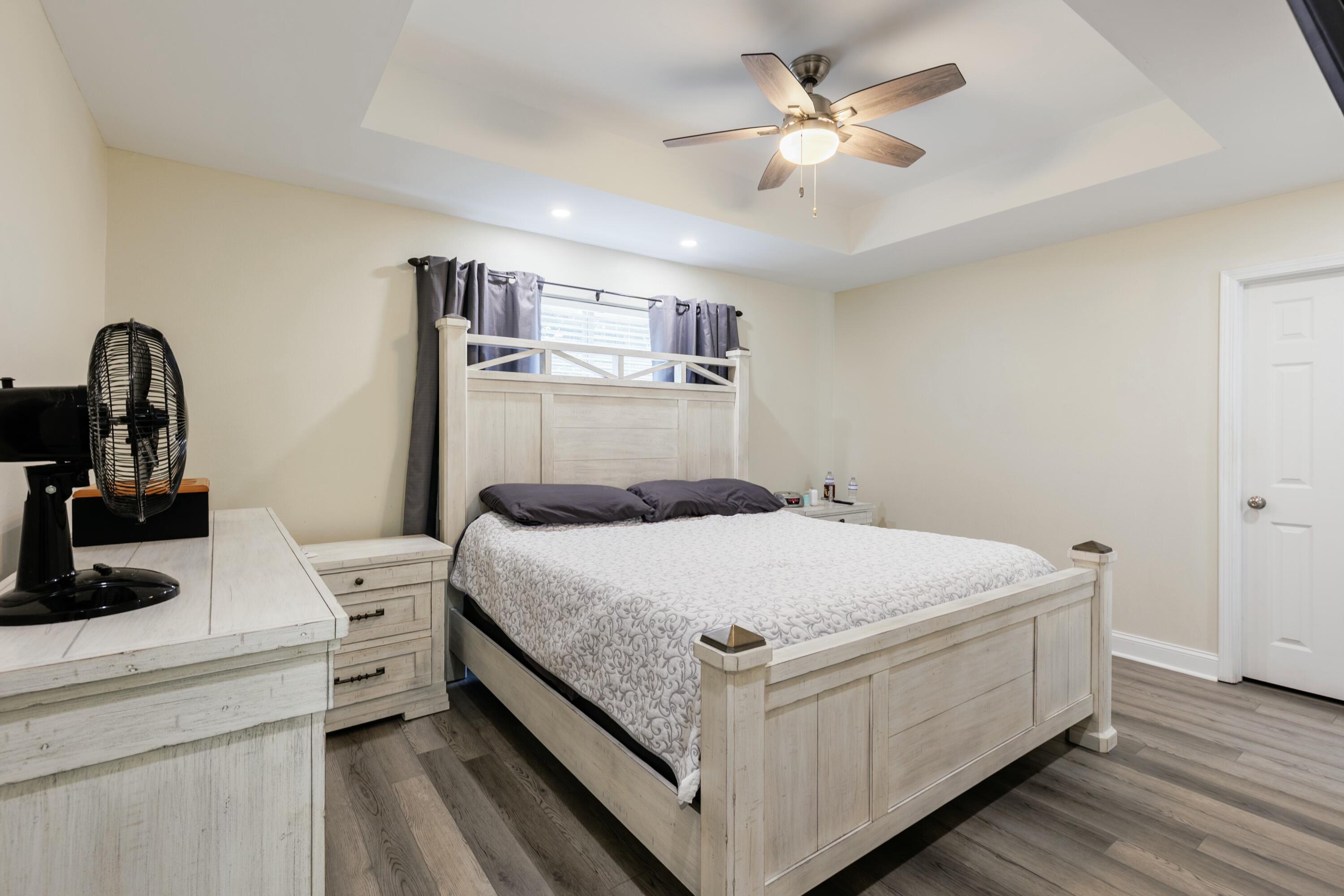 ADASHAN GARDYNS - Residential