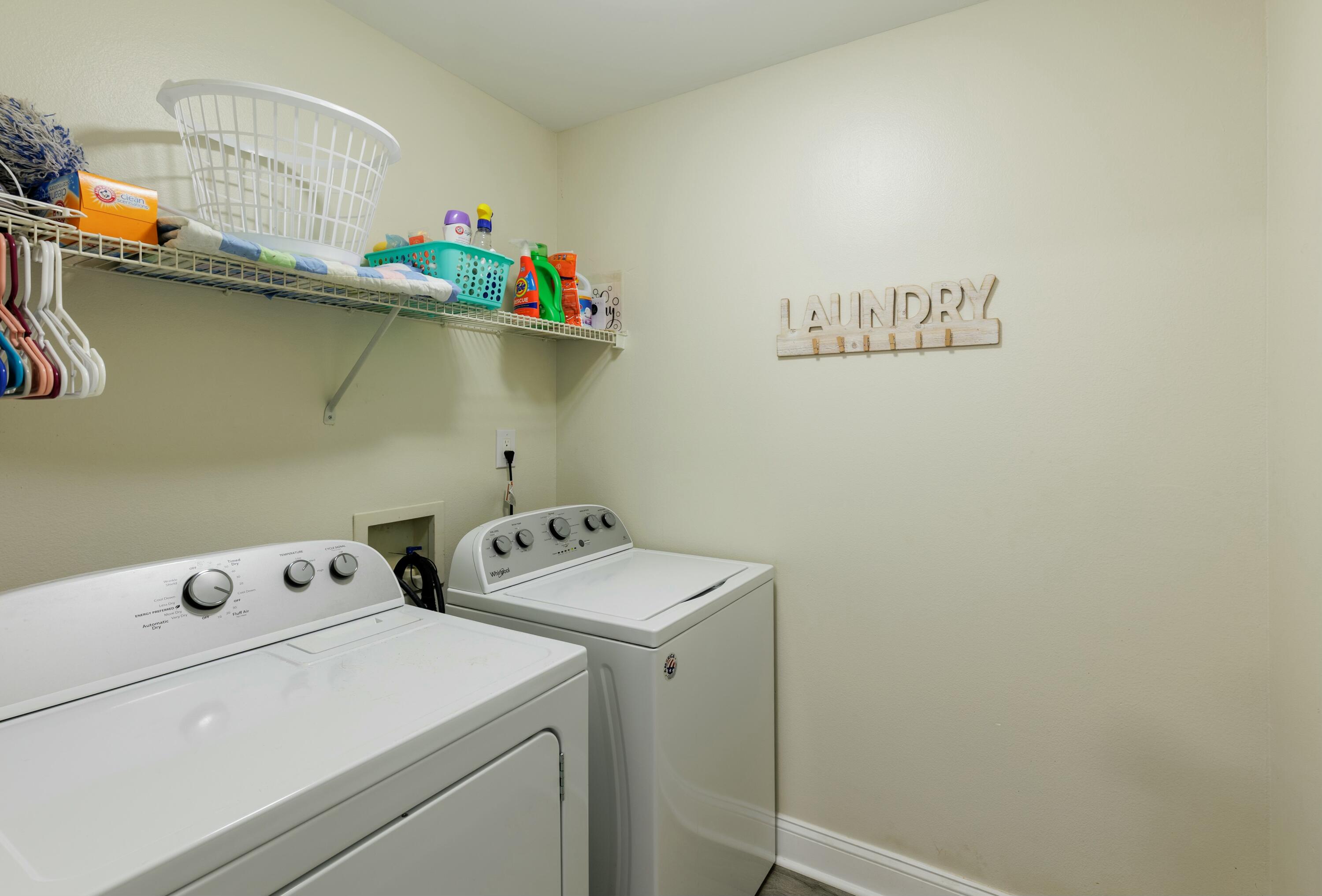 ADASHAN GARDYNS - Residential