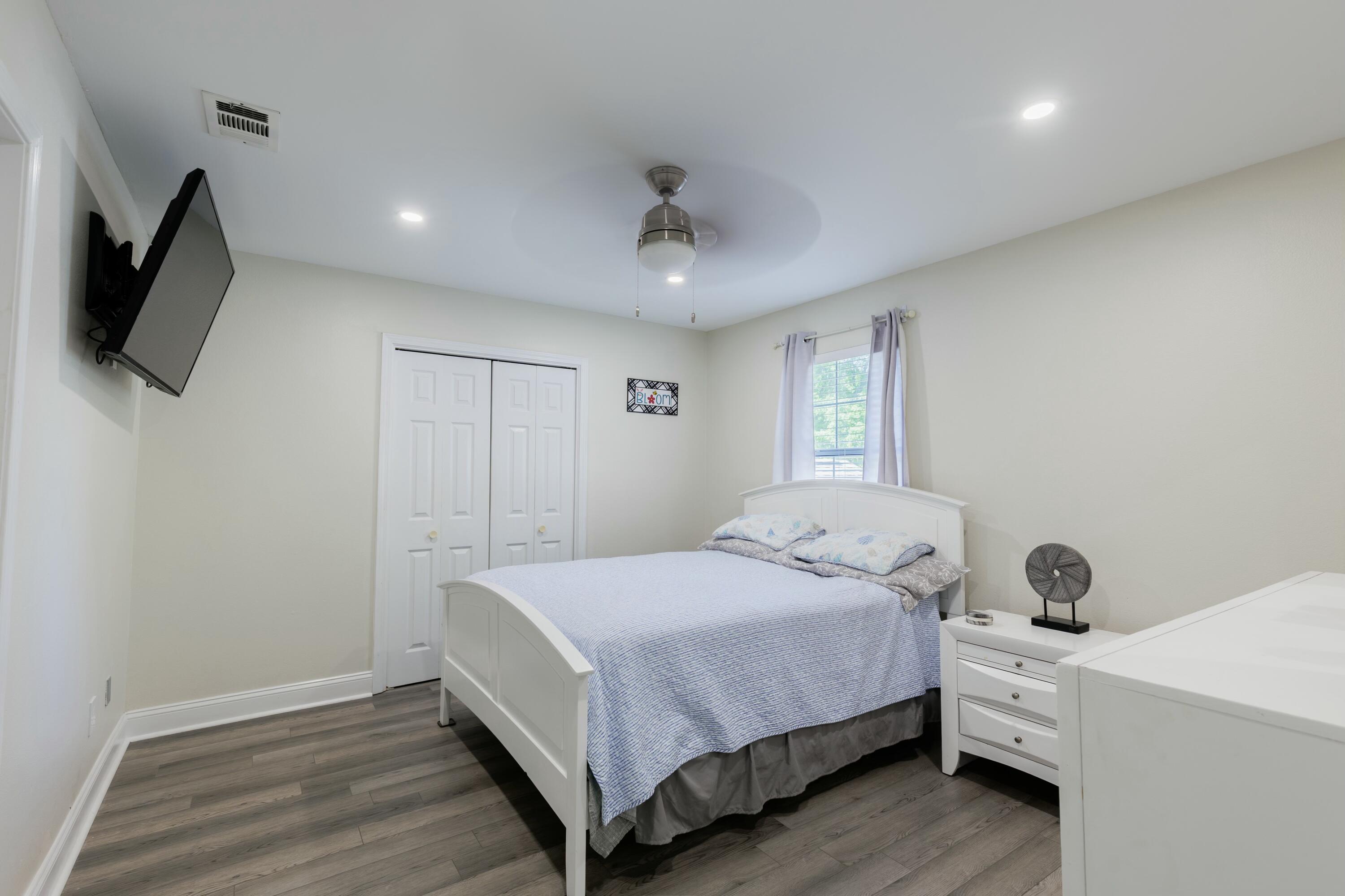 ADASHAN GARDYNS - Residential