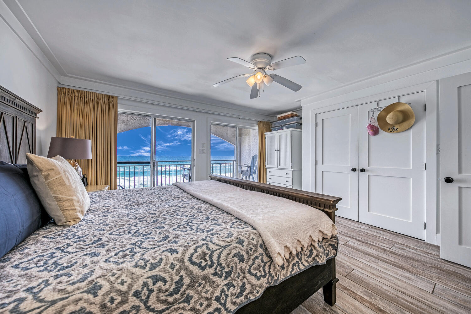 SEAGROVE BCH DUNE VILLAS PH 1 - Residential