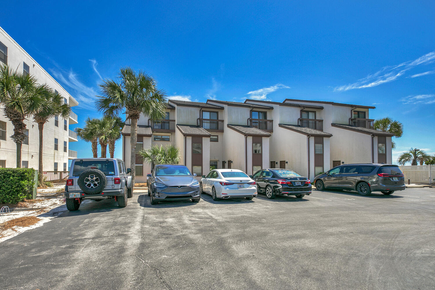 SEAGROVE BCH DUNE VILLAS PH 1 - Residential