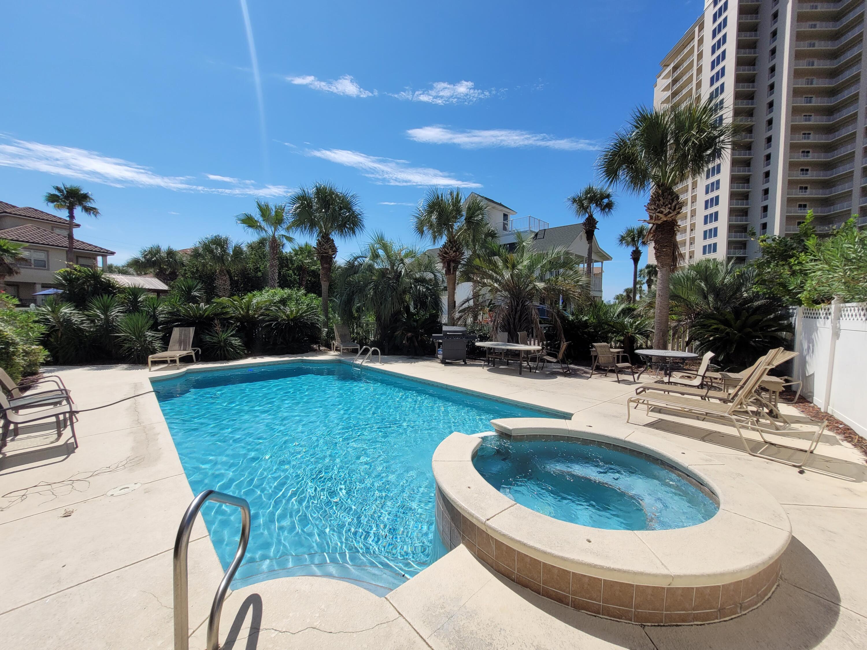 WINDANCER SHORES - Residential