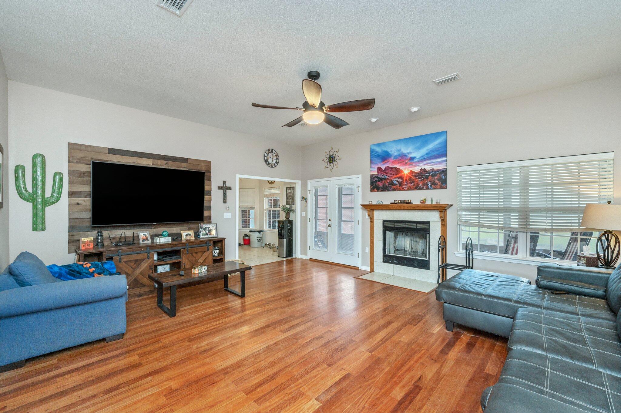 NORTH SUPERGROUP - Residential