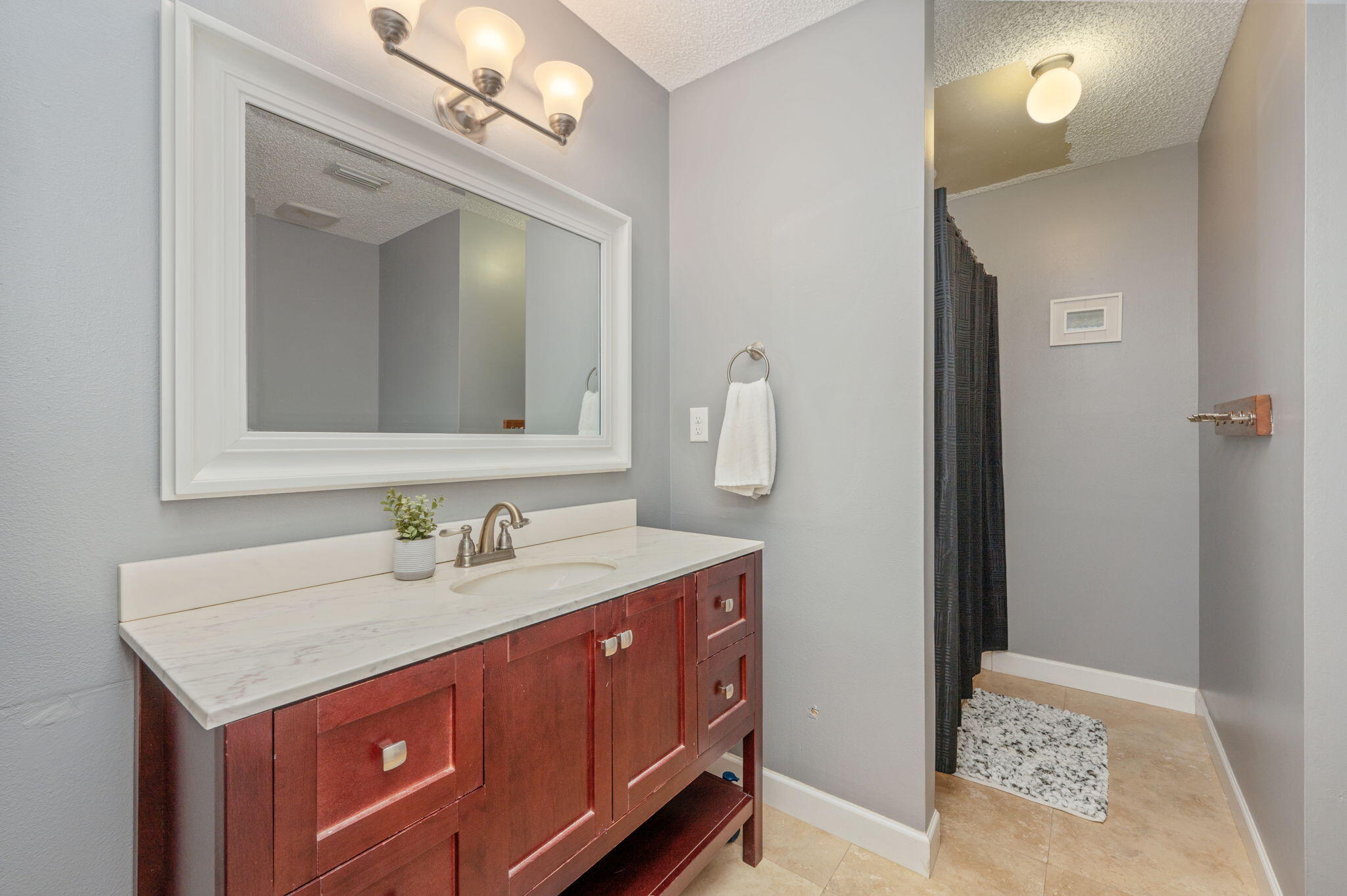 PALM ESTATES UNIT 3 - Residential