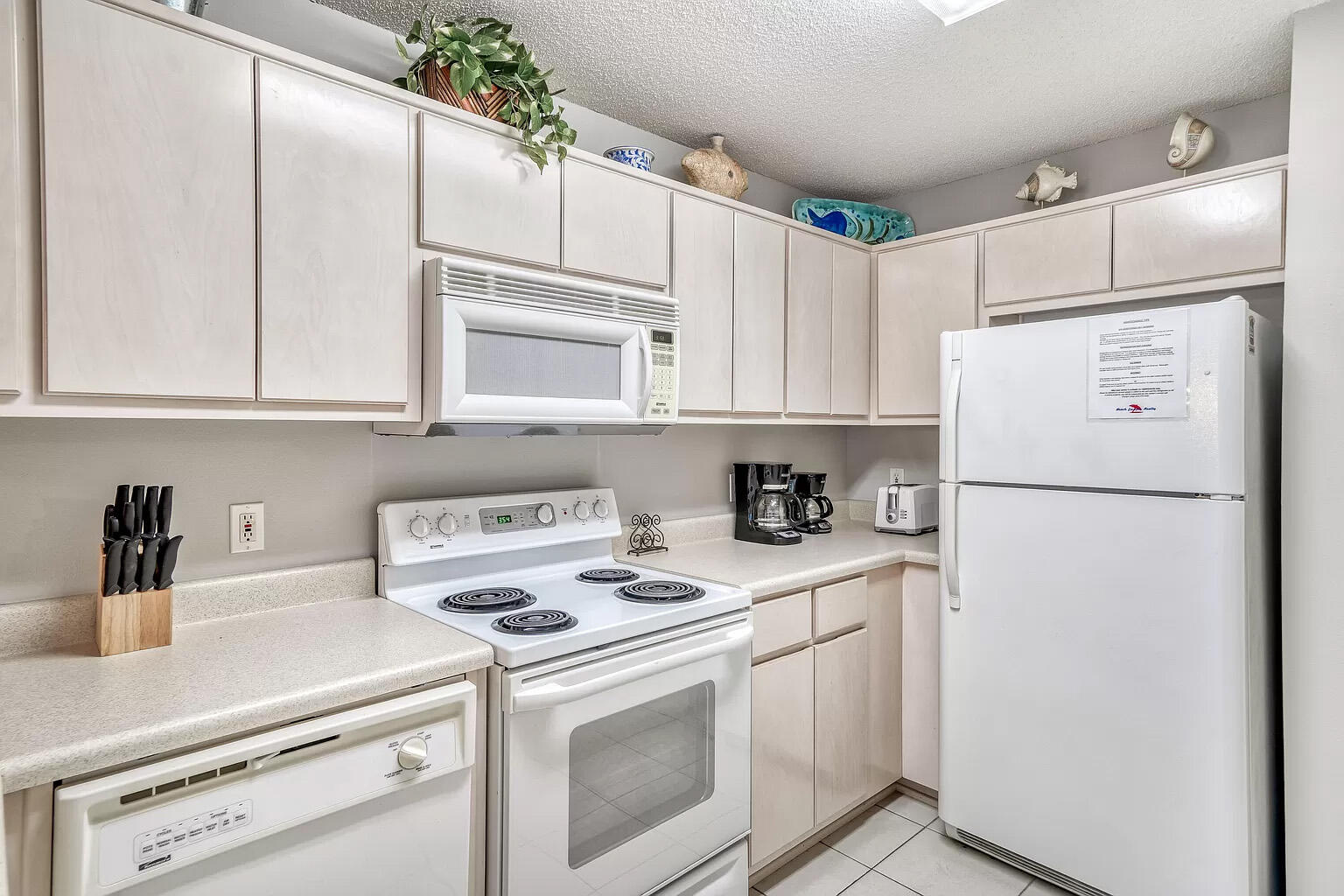 ROLLIN TIDE VILLAS - Residential
