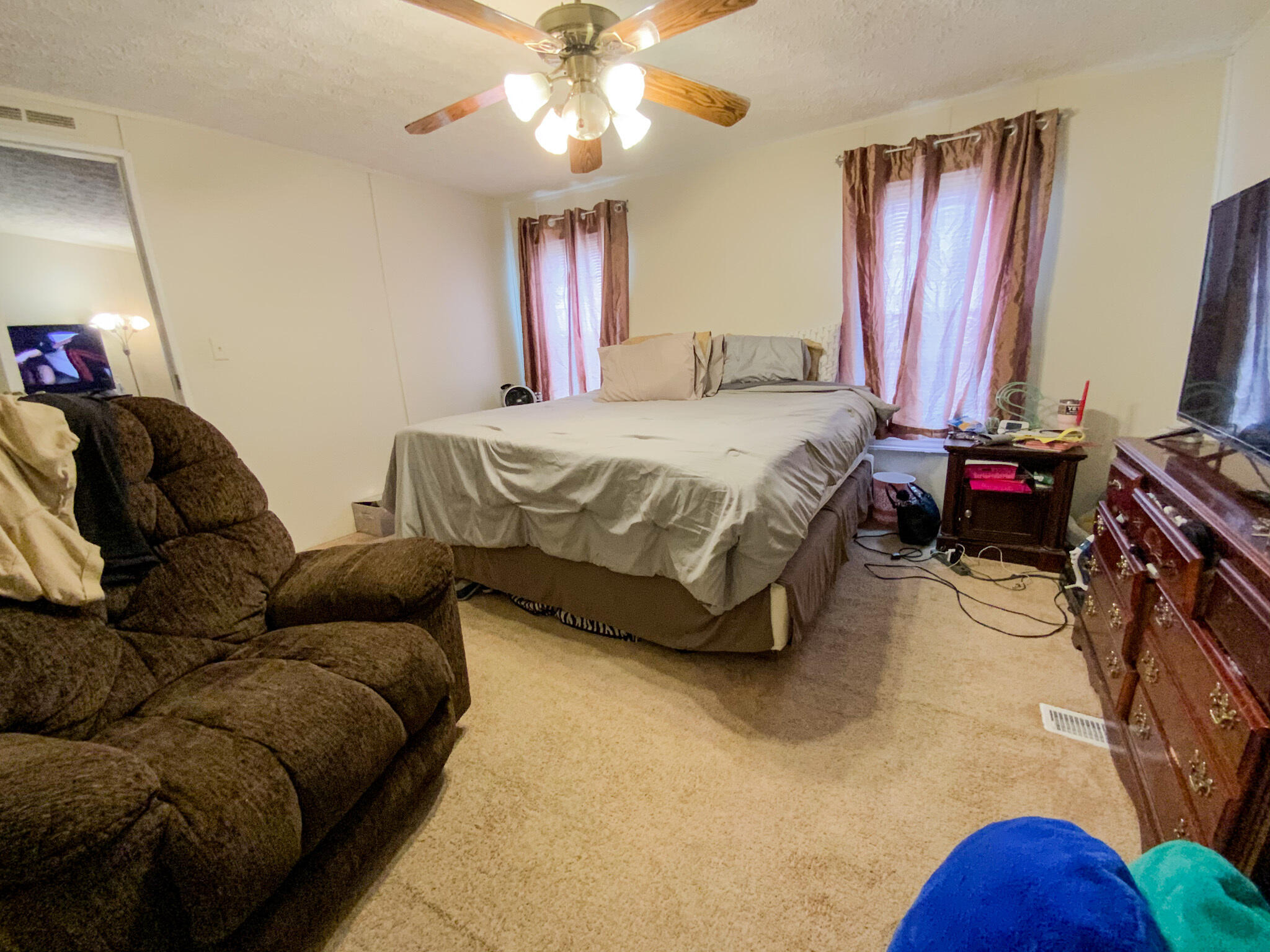 LAKE ROSEMARY SOUTH - Residential