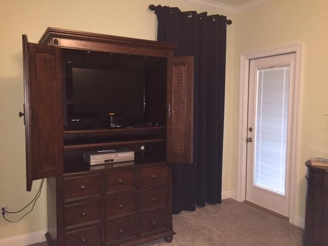 VILLAGES OF CRYSTAL BEACH - Residential