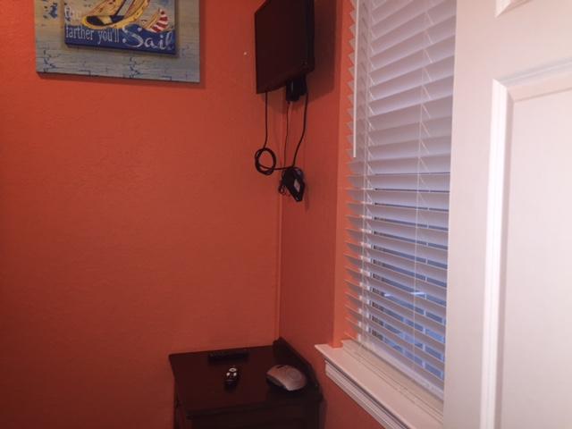 VILLAGES OF CRYSTAL BEACH - Residential