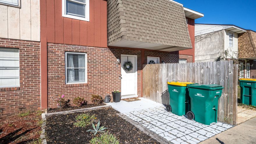 Come check out this fabulous townhome with 2 bedrooms and 2 full baths, spacious living area, dining space overlooks back patio and the pool. Plenty of cabinets and updated stainless steel appliances, off the patio is the laundry room with space for storage, up the stairs leads to to the large size bedrooms, the first opens to a huge balcony that has a perfect view of the pool. In between the bedrooms is the second full bath and a large storage area, at the end of the hall is the other huge bedroom. This great floorpan offers plenty of closet space and privacy to fit any living situation. Perfectly located only 7 mins to Eglin AFB and 22 mins to Hurlburt AFB. Less than a mile to a public boat launch and Meigs park.