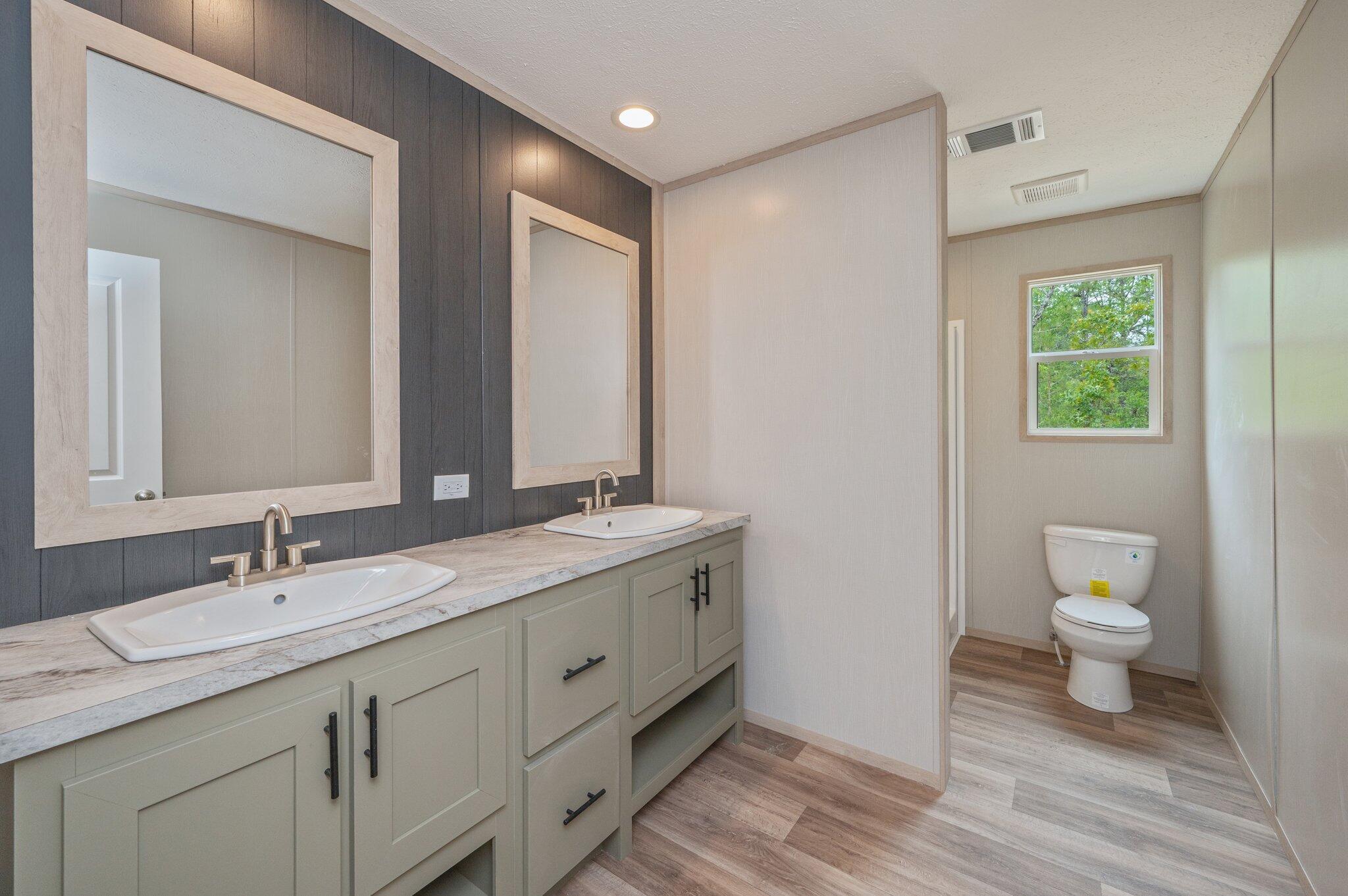 OAKWOOD HILLS UNIT 1 - Residential