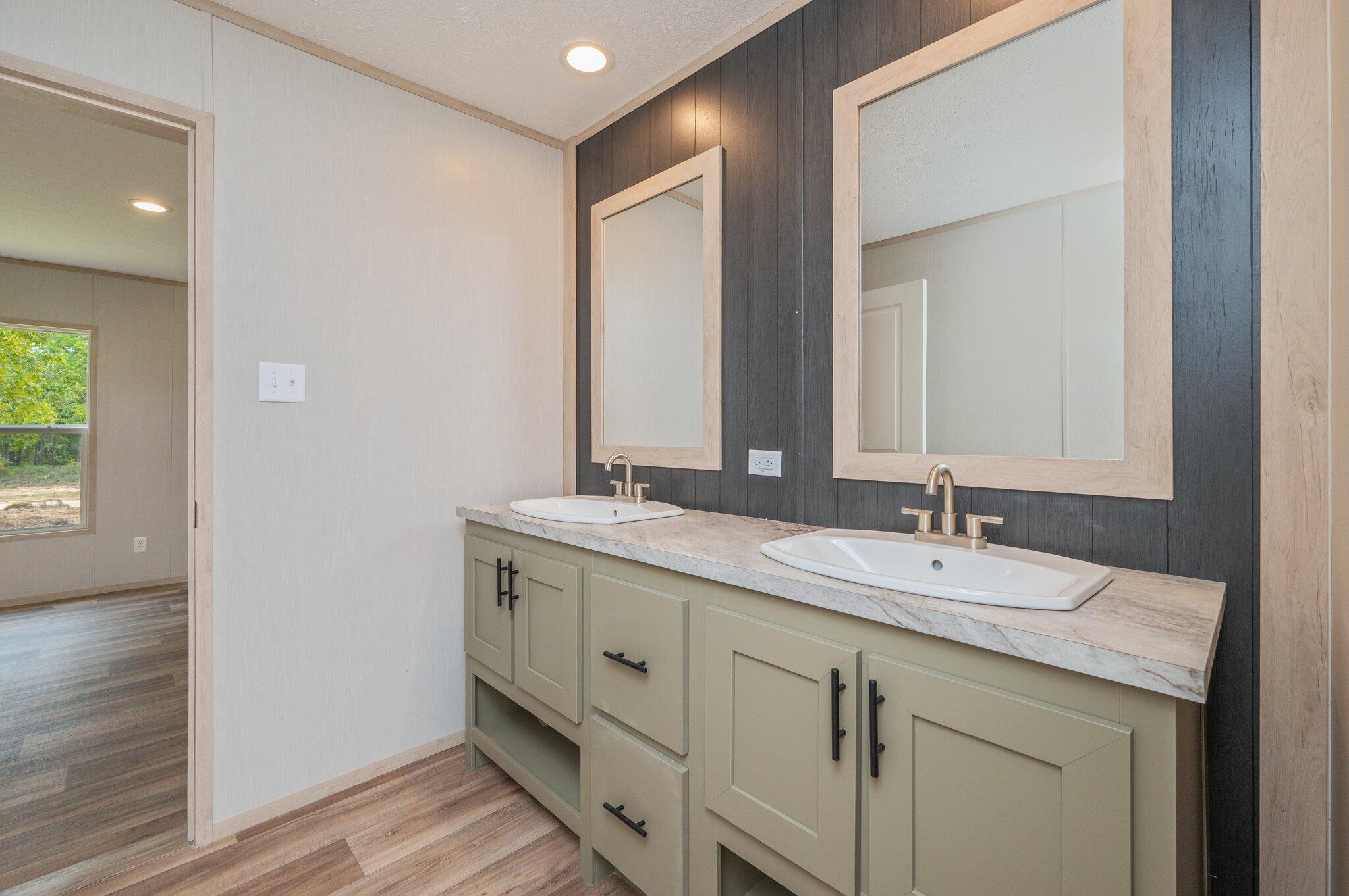 OAKWOOD HILLS UNIT 1 - Residential