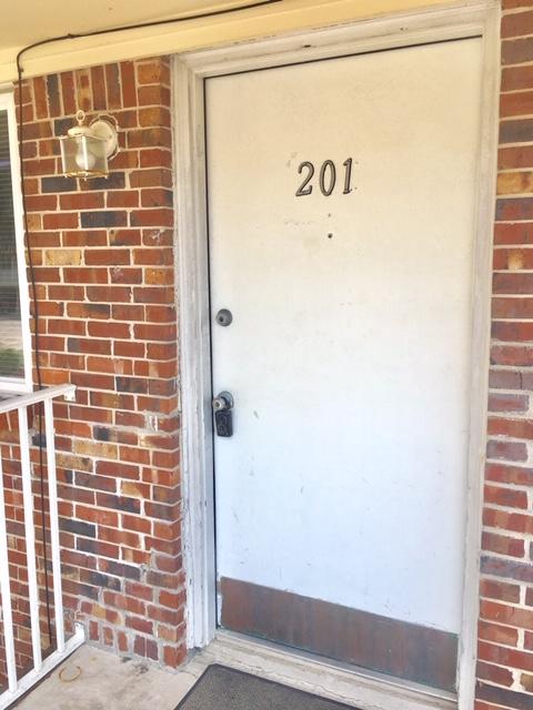 BREAKERS WEST - Residential