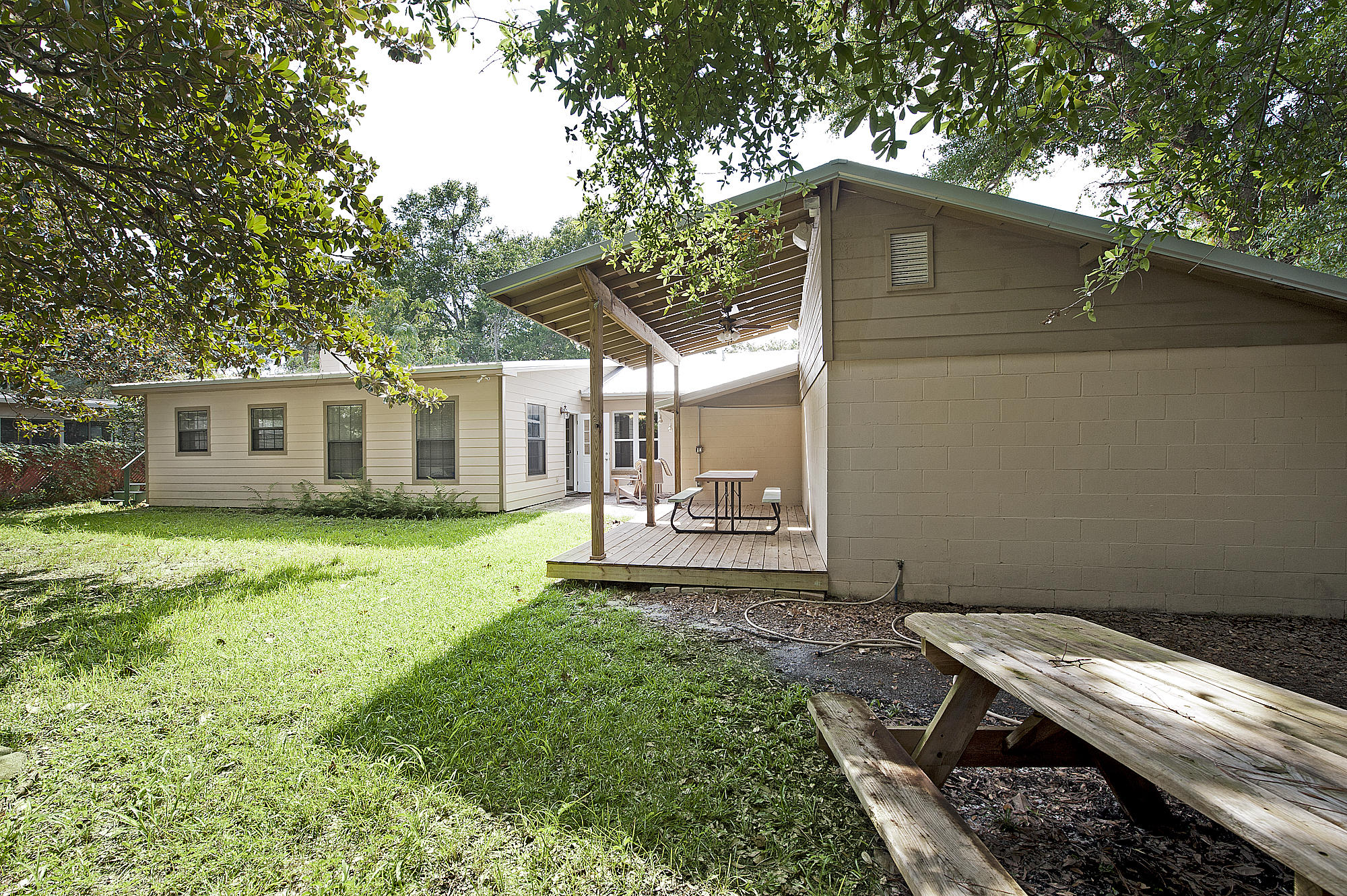 VILLA RUSS PARK - Residential