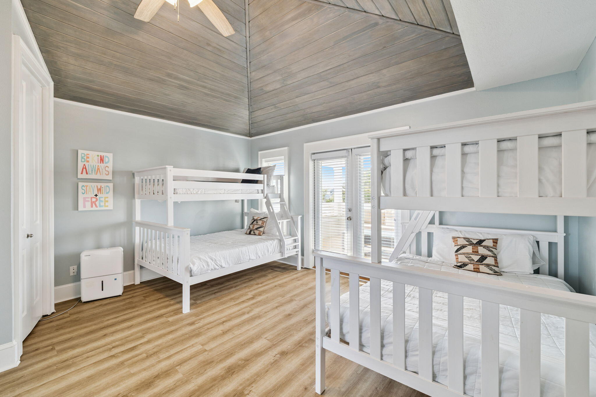 SEACREST BEACH PH 2 - Residential