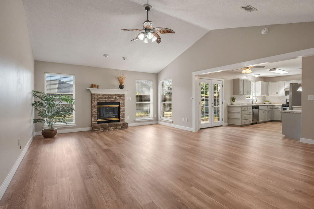 PARKWOOD ESTATES PH 5 - Residential