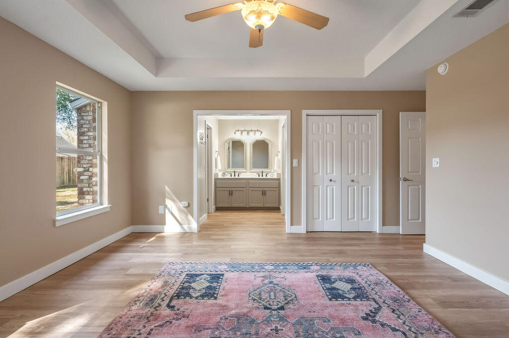 PARKWOOD ESTATES PH 5 - Residential