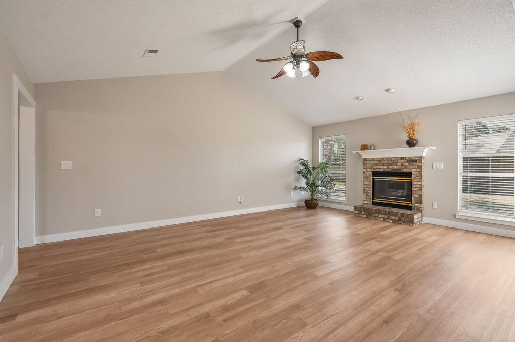 PARKWOOD ESTATES PH 5 - Residential