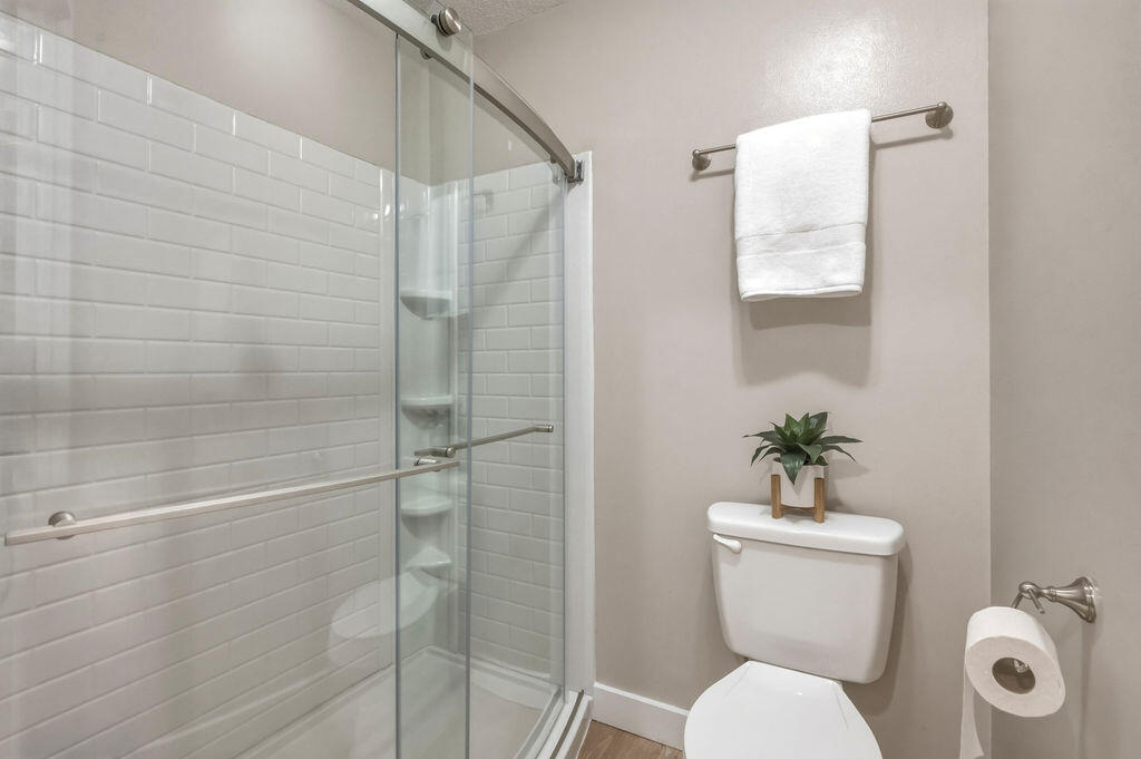 PARKWOOD ESTATES PH 5 - Residential