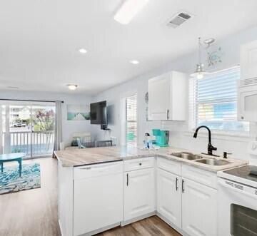 ST MARTIN BEACHWALK VILLAS - Residential