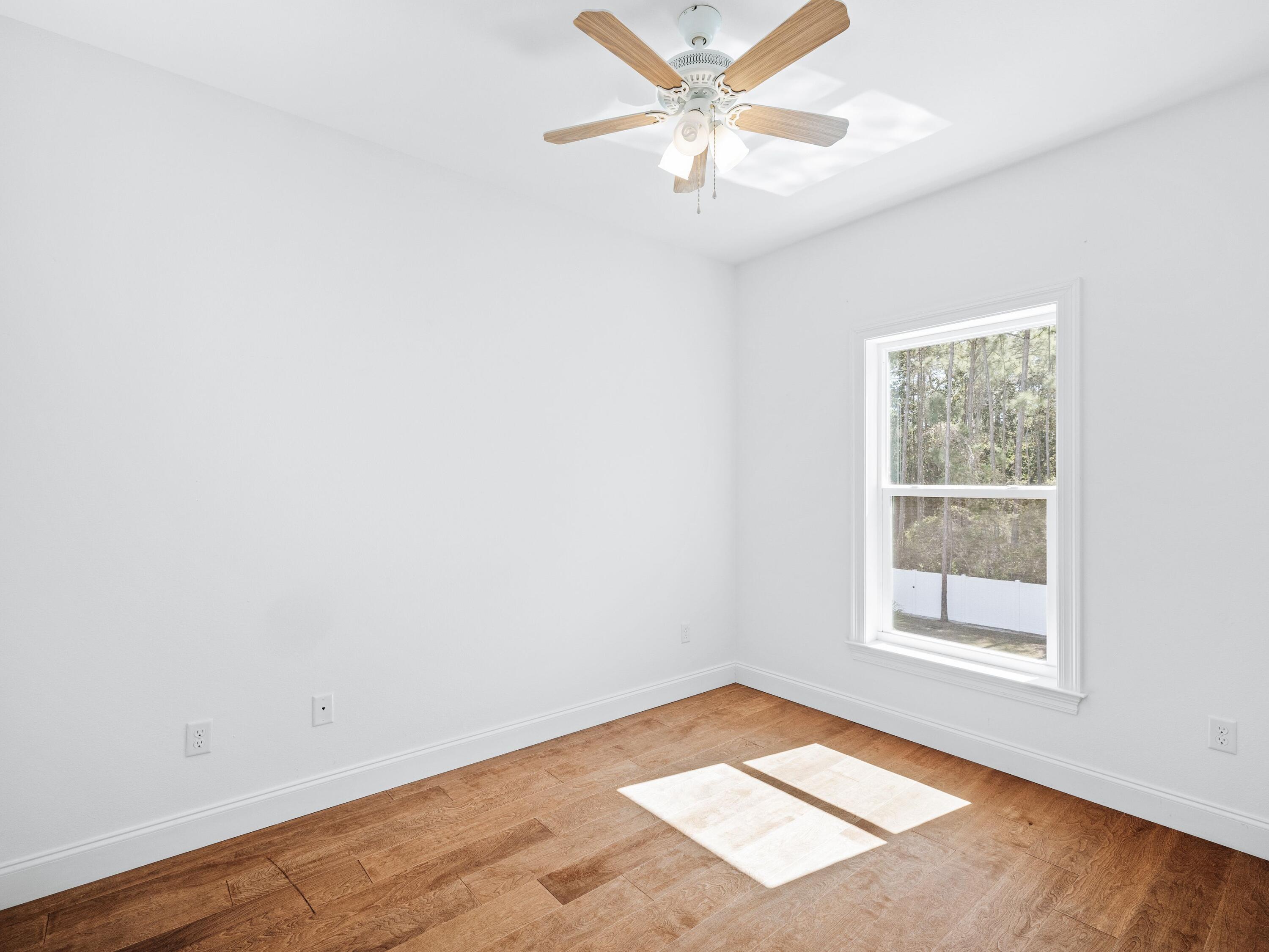 PELICAN BAY - Residential