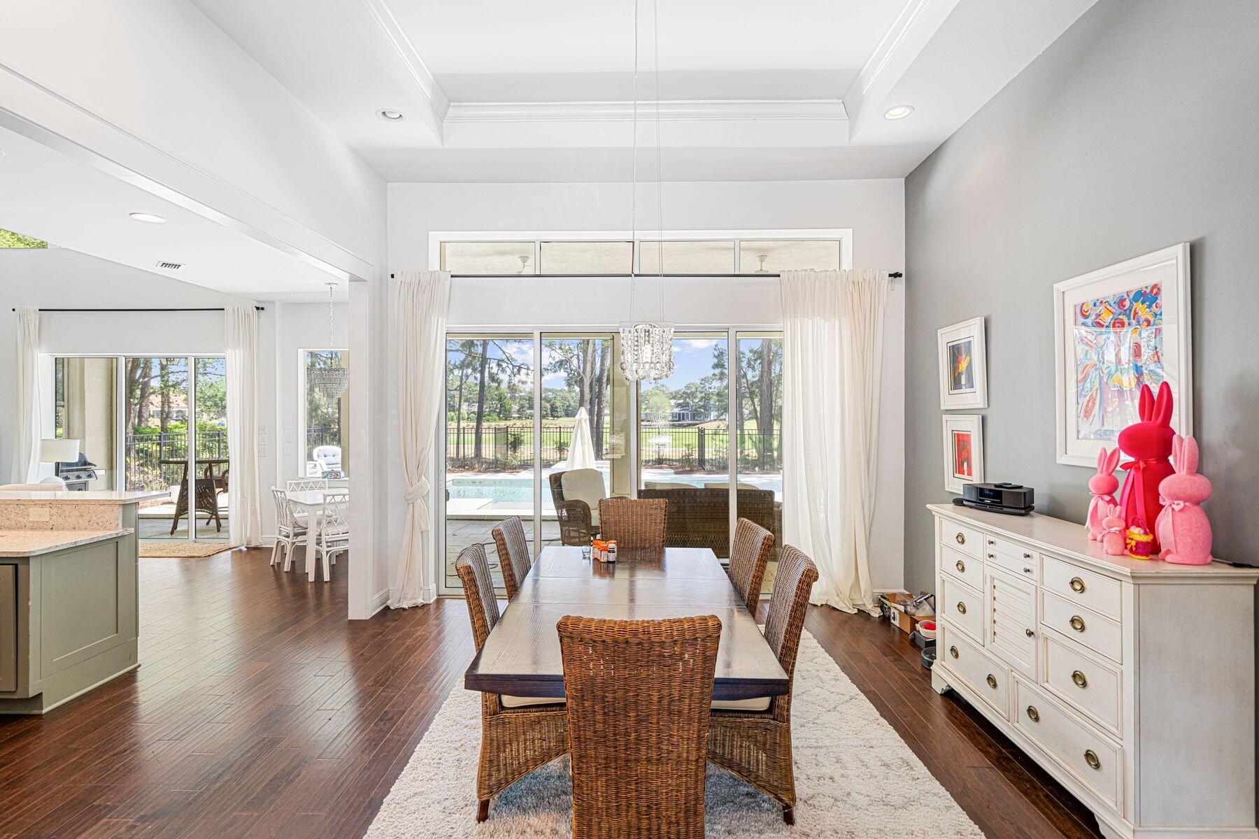 ISLAND GREEN - Residential