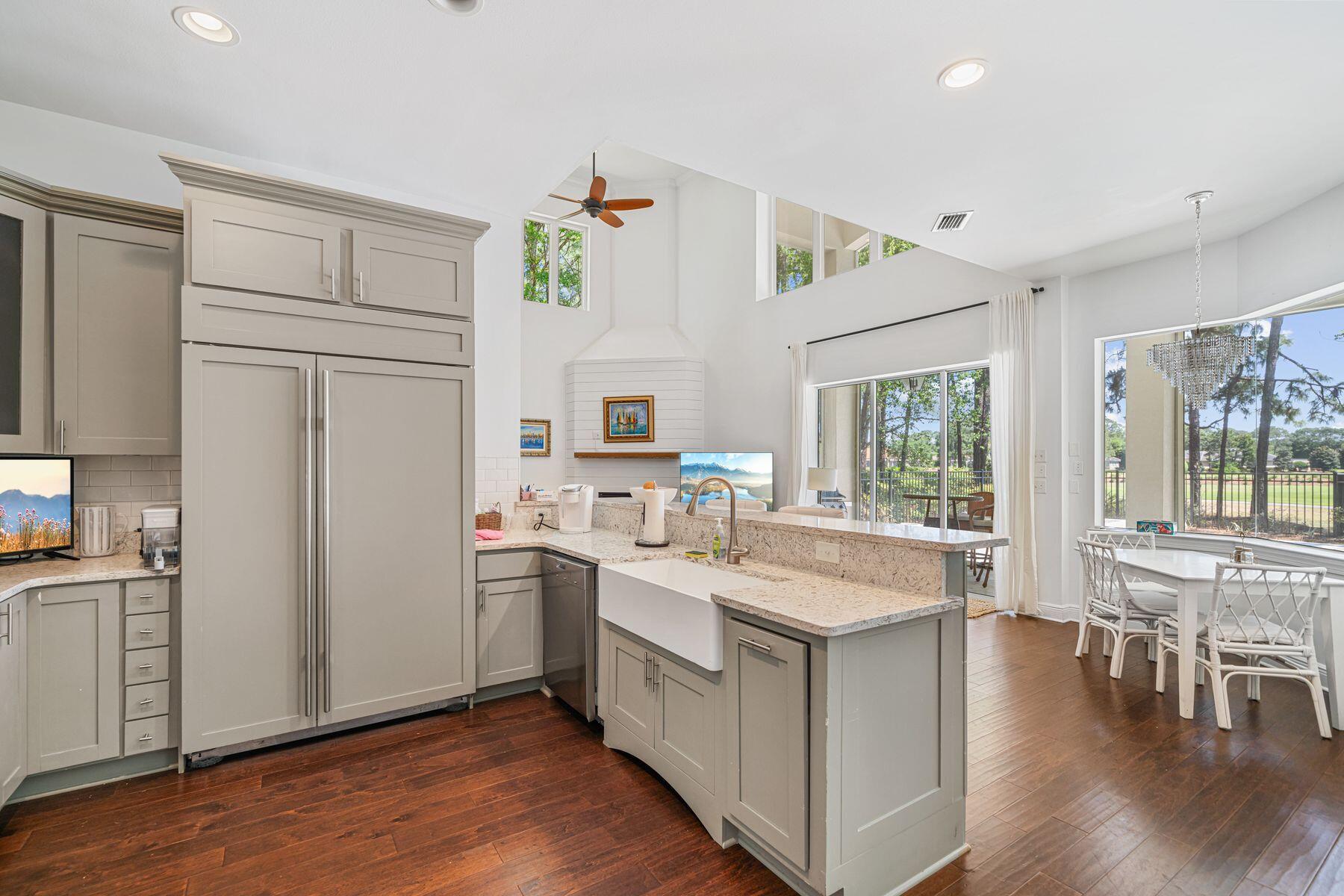 ISLAND GREEN - Residential