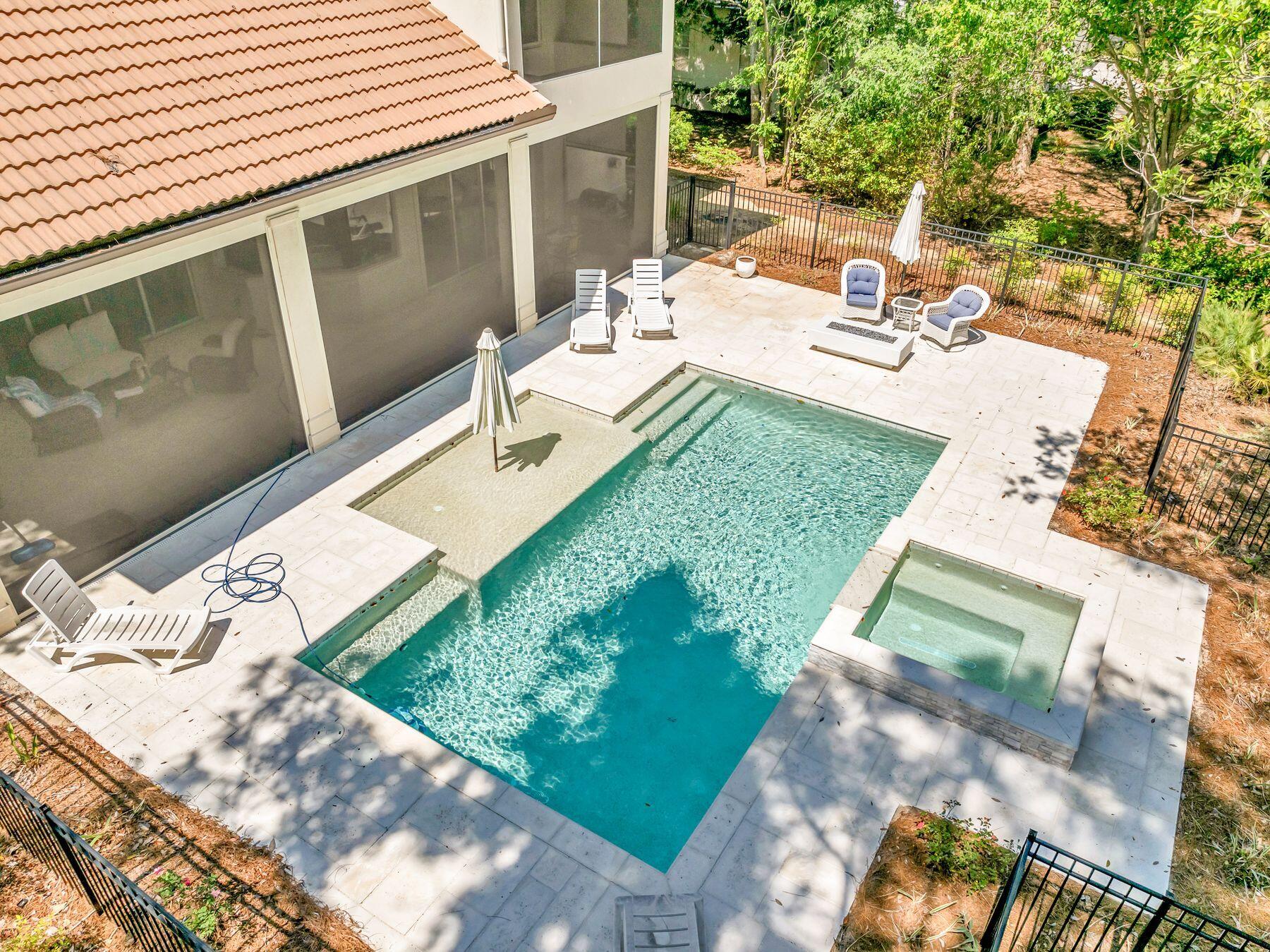 ISLAND GREEN - Residential