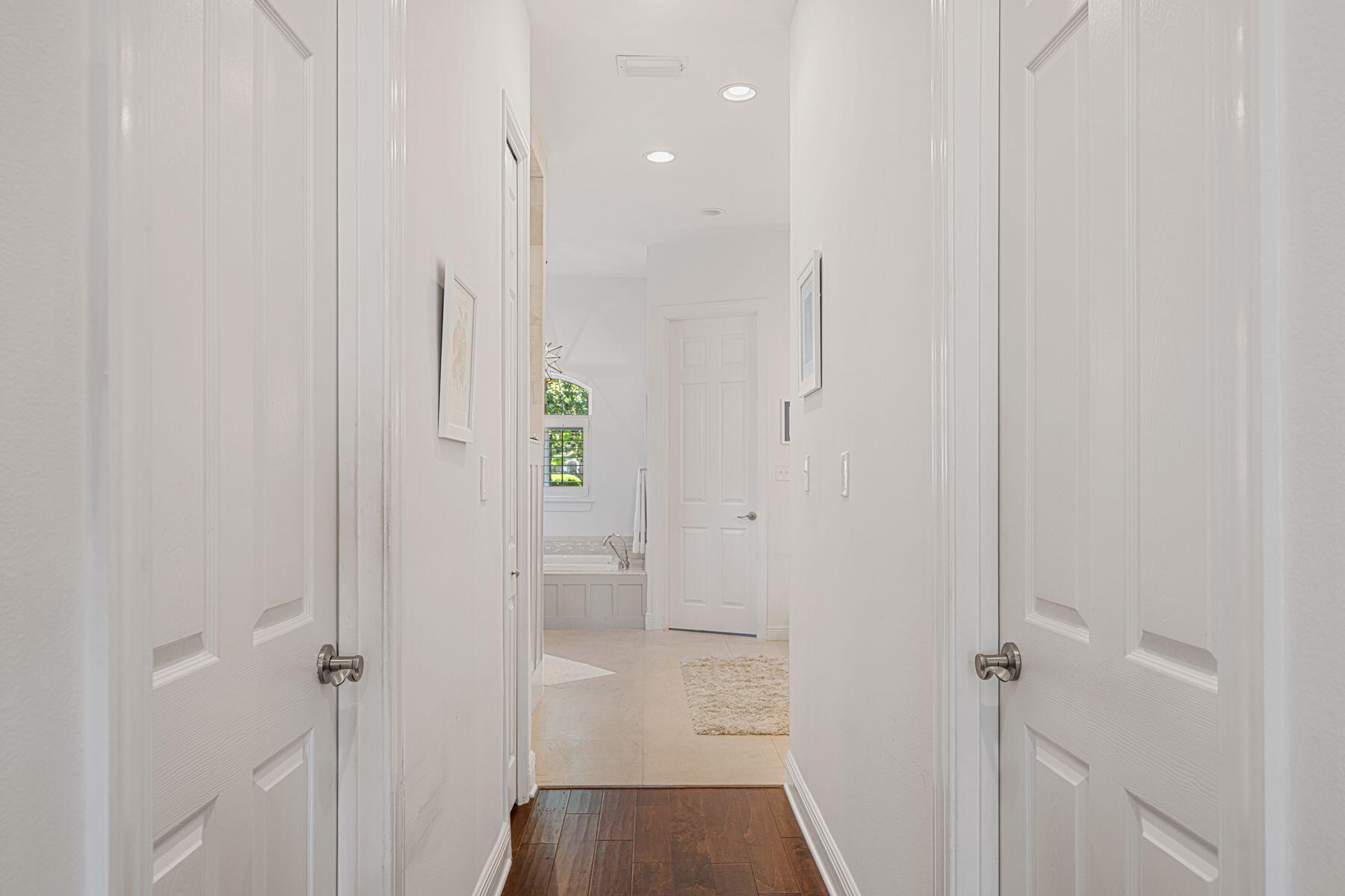 ISLAND GREEN - Residential
