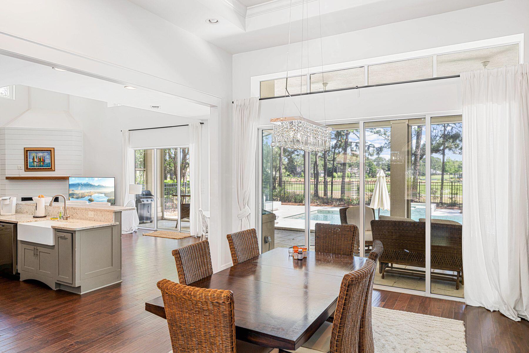 ISLAND GREEN - Residential
