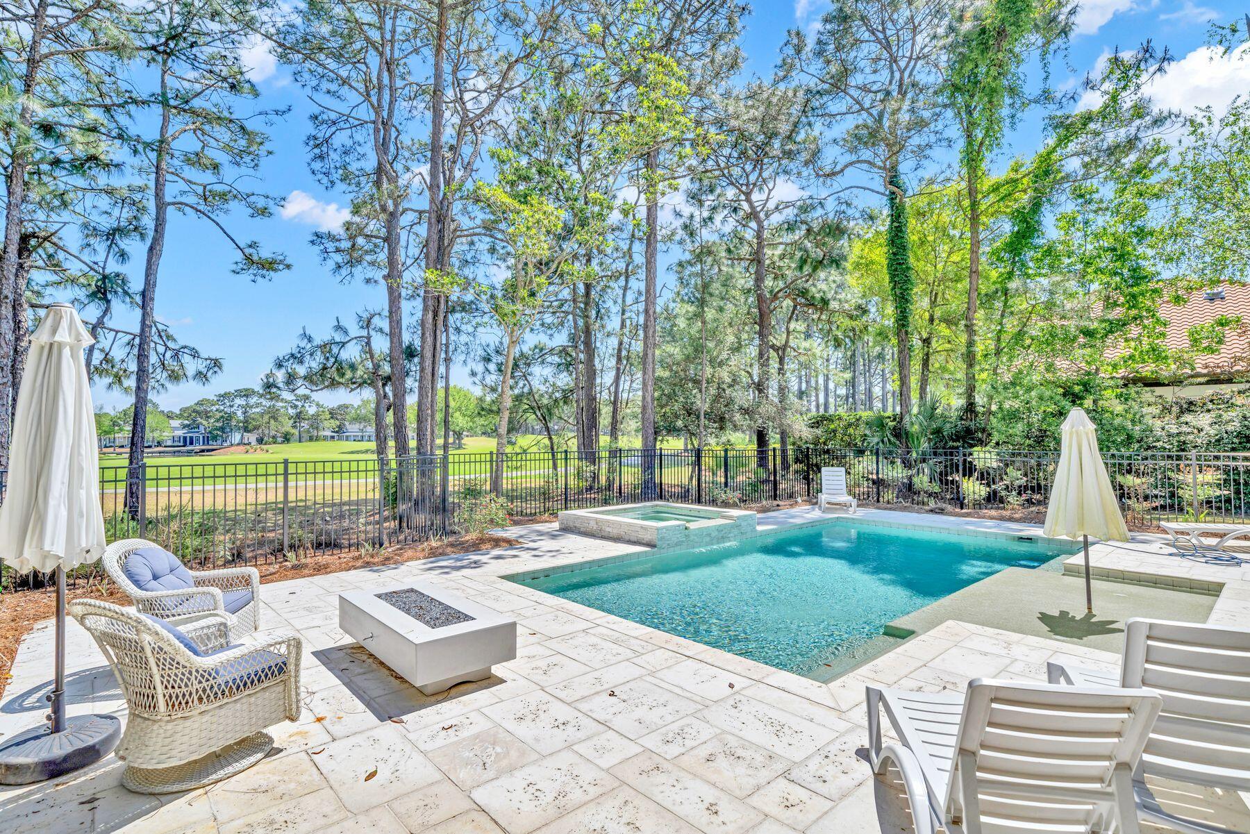 ISLAND GREEN - Residential