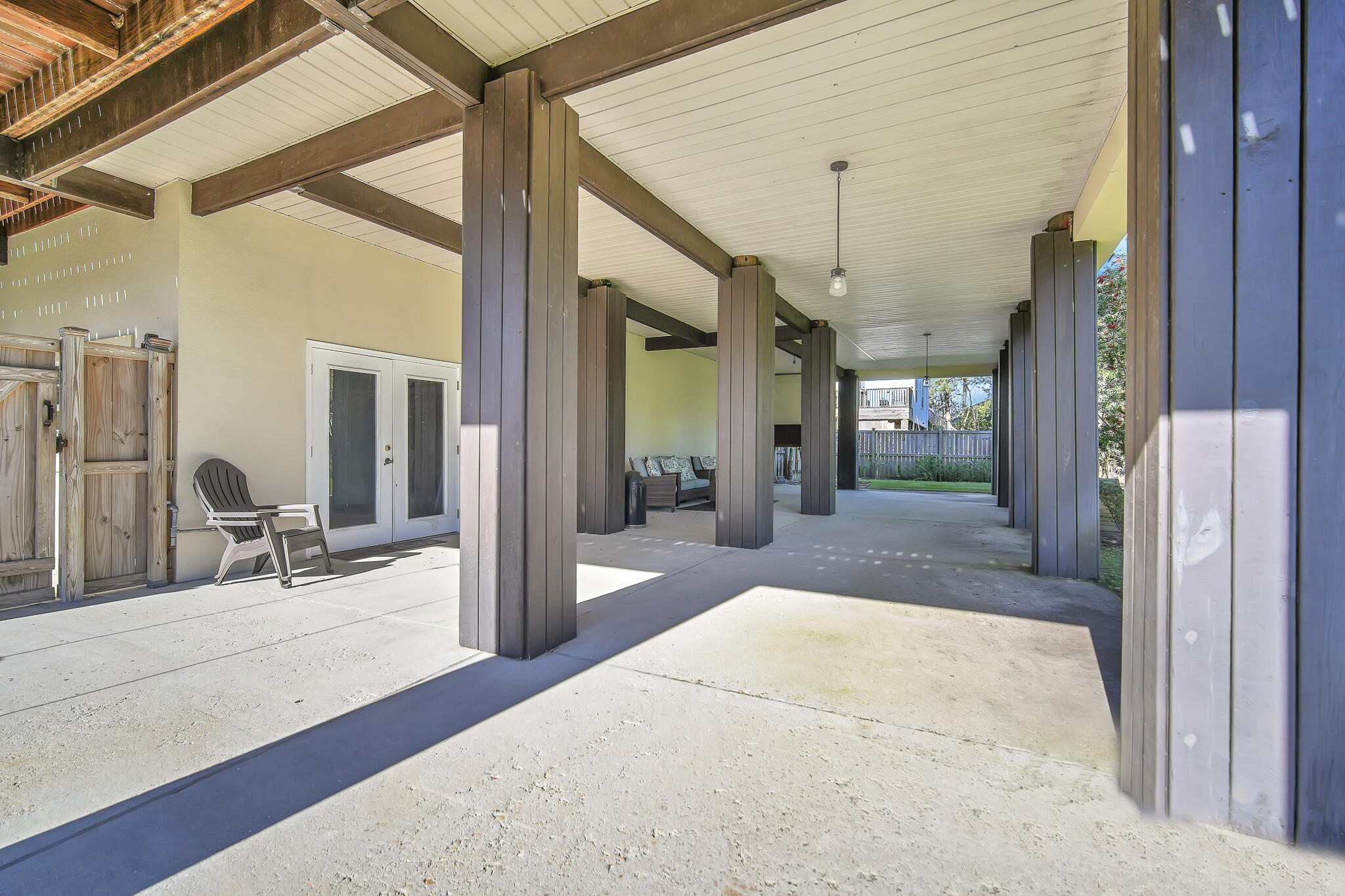 BISCAYNE POINTE - Residential