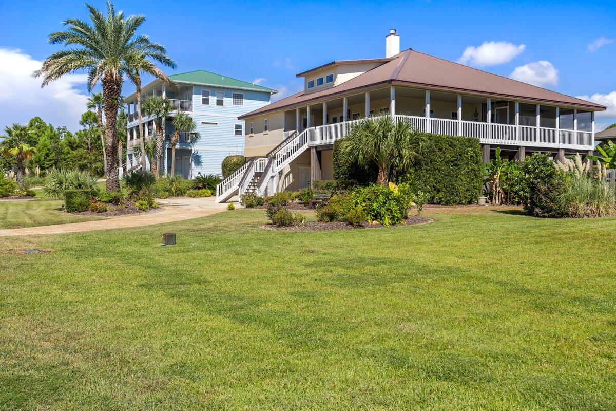 BISCAYNE POINTE - Residential