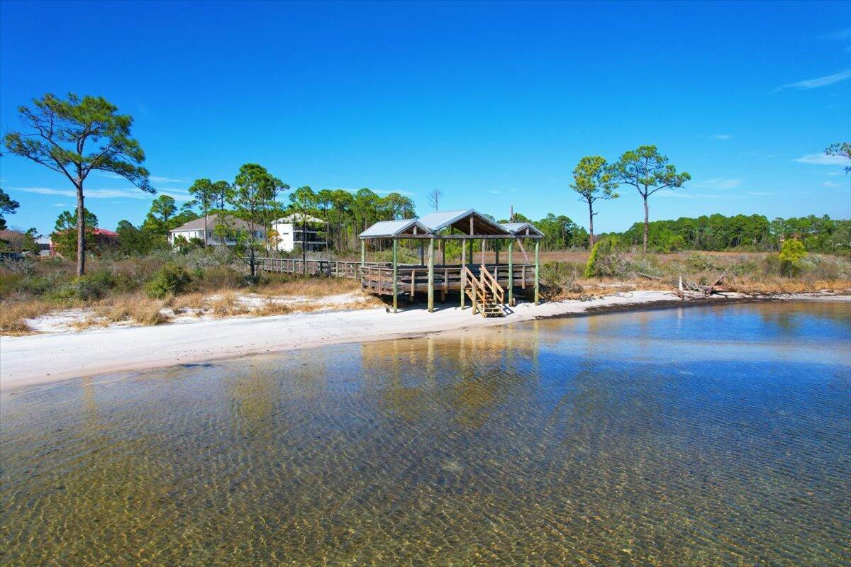 BISCAYNE POINTE - Residential