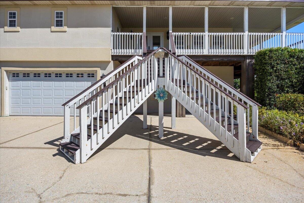 BISCAYNE POINTE - Residential