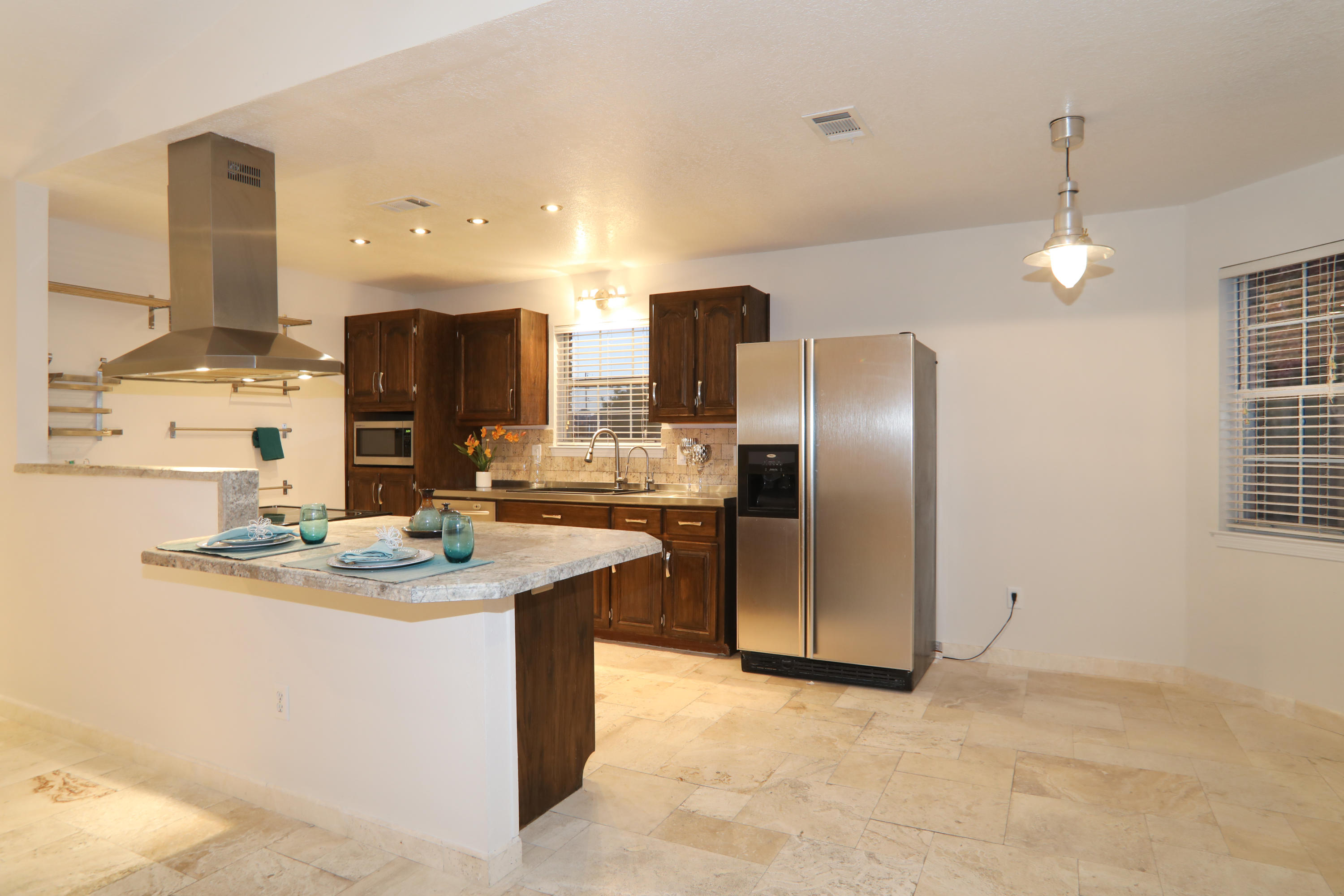 QUAYSIDE VILLAGE - Residential