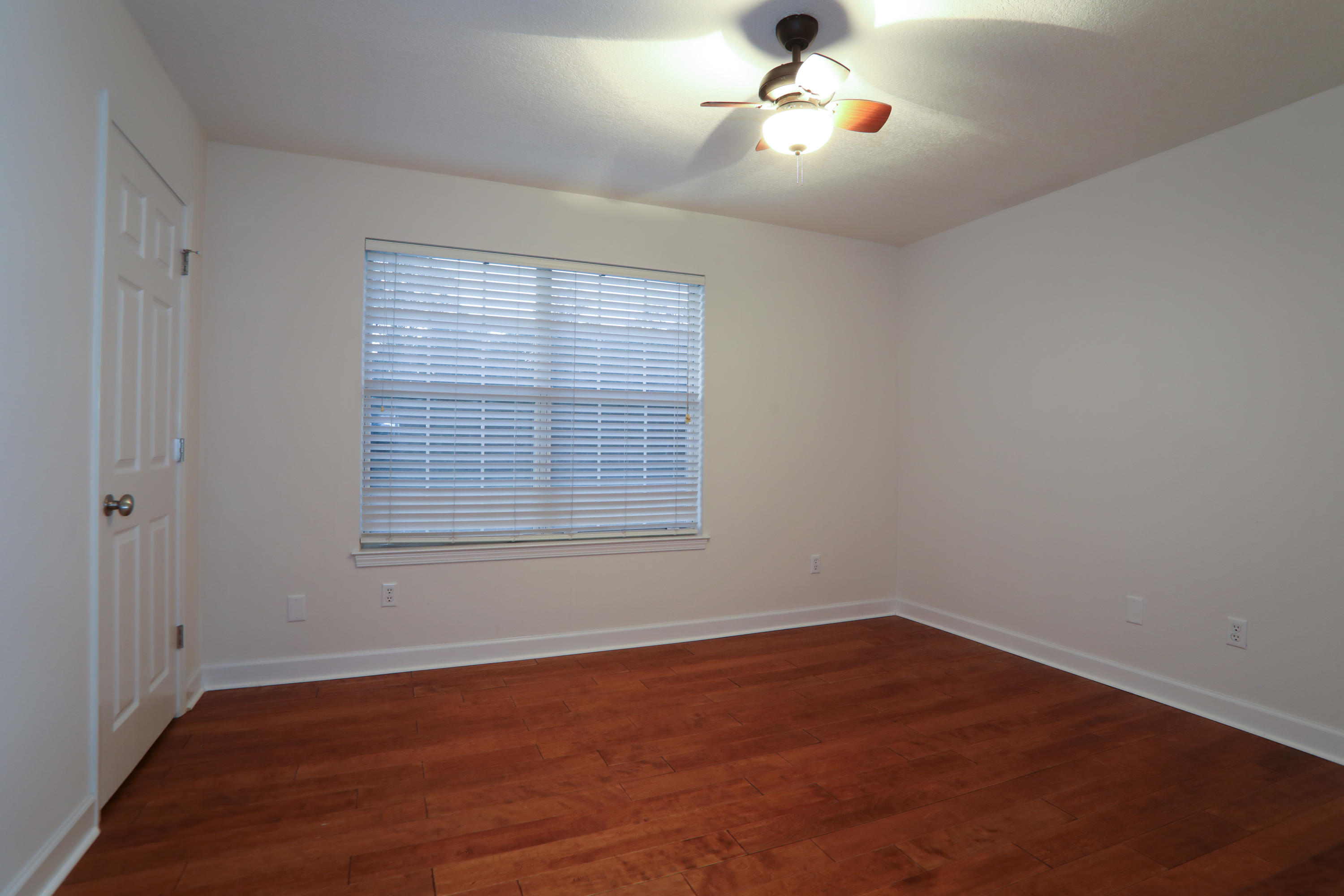 QUAYSIDE VILLAGE - Residential